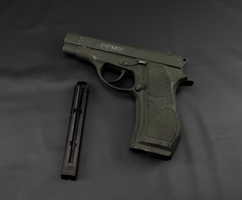 Hand Held Painted Green Mag Feed Spring Loaded BB Gun Used Metal Pfm16