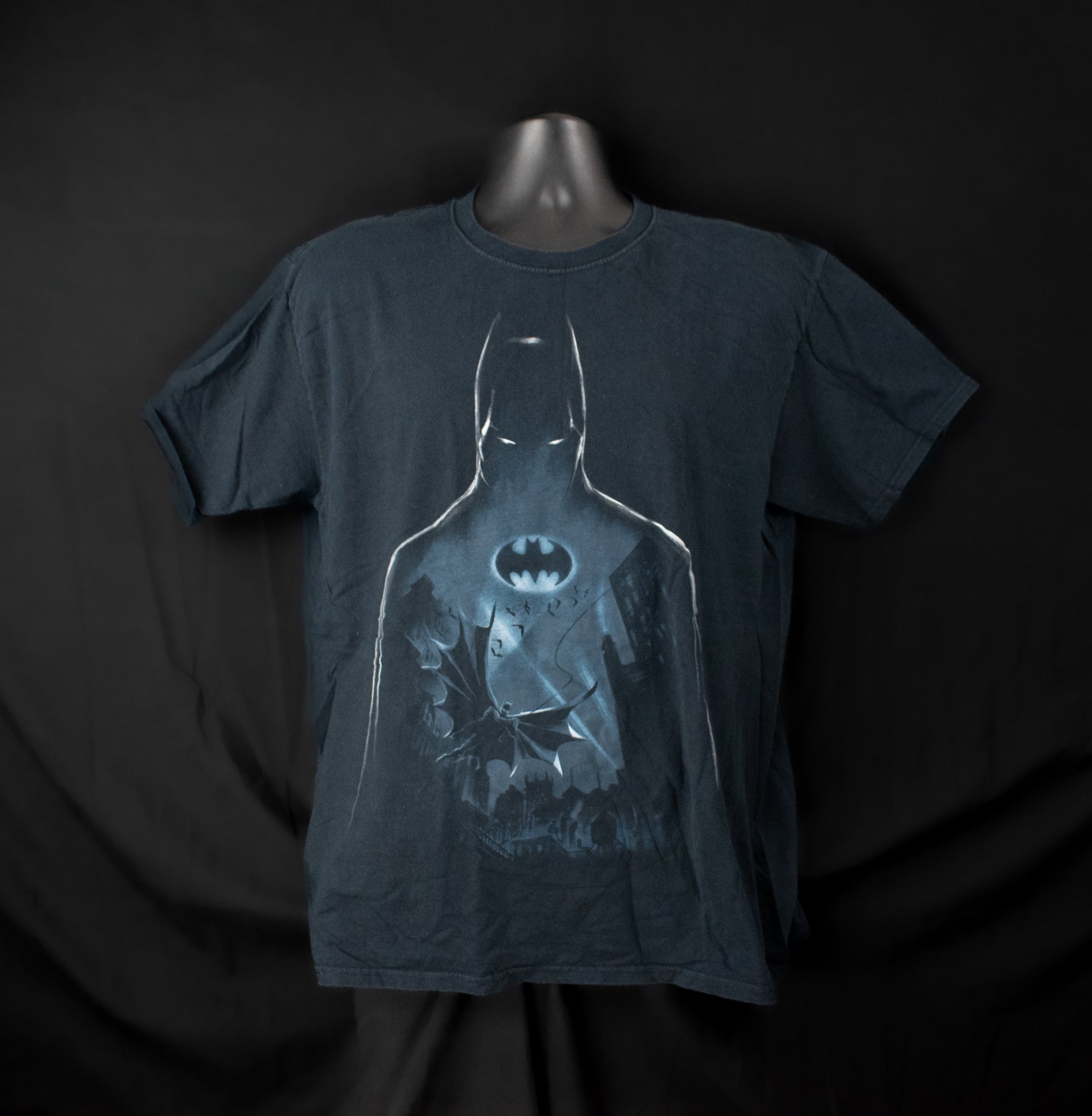 Batman Vintage T-Shirt Men Adult DC Comic's Black Bat Man Shirt Size Large