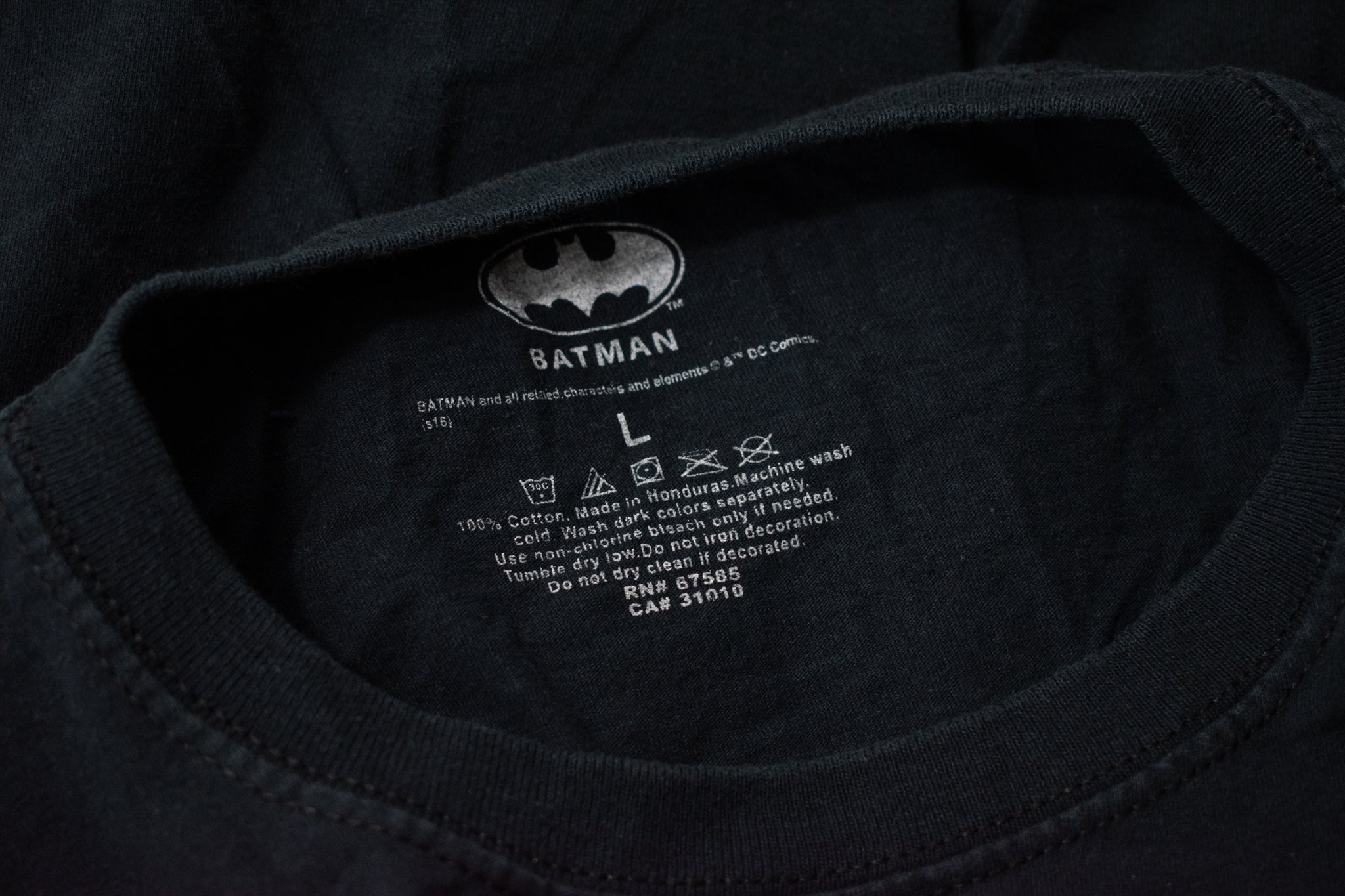 Batman Vintage T-Shirt Men Adult DC Comic's Black Bat Man Shirt Size Large