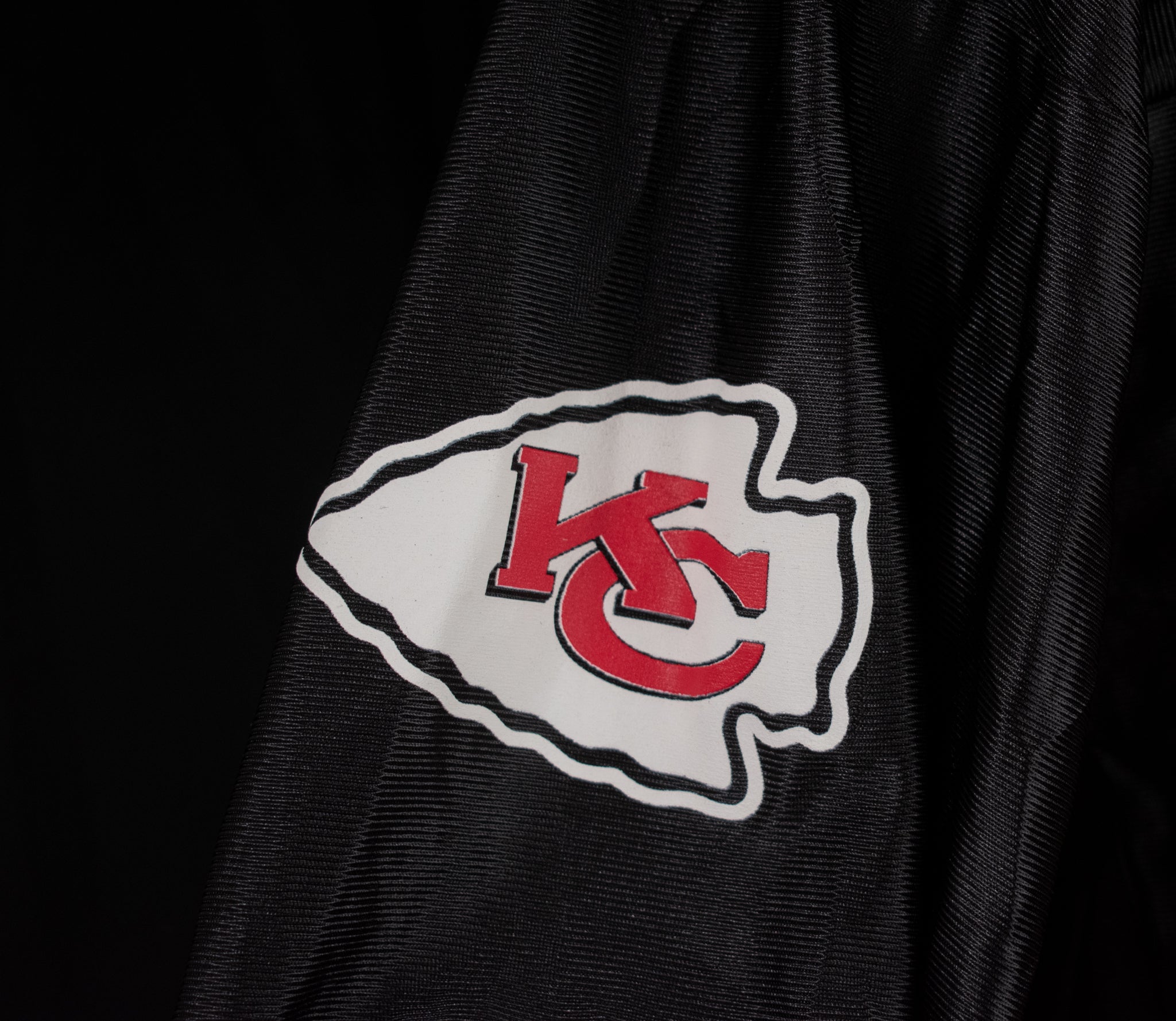 Kansas City Chiefs Football Jersey Black Large L Johnson 27 Authentic Jersey NFL