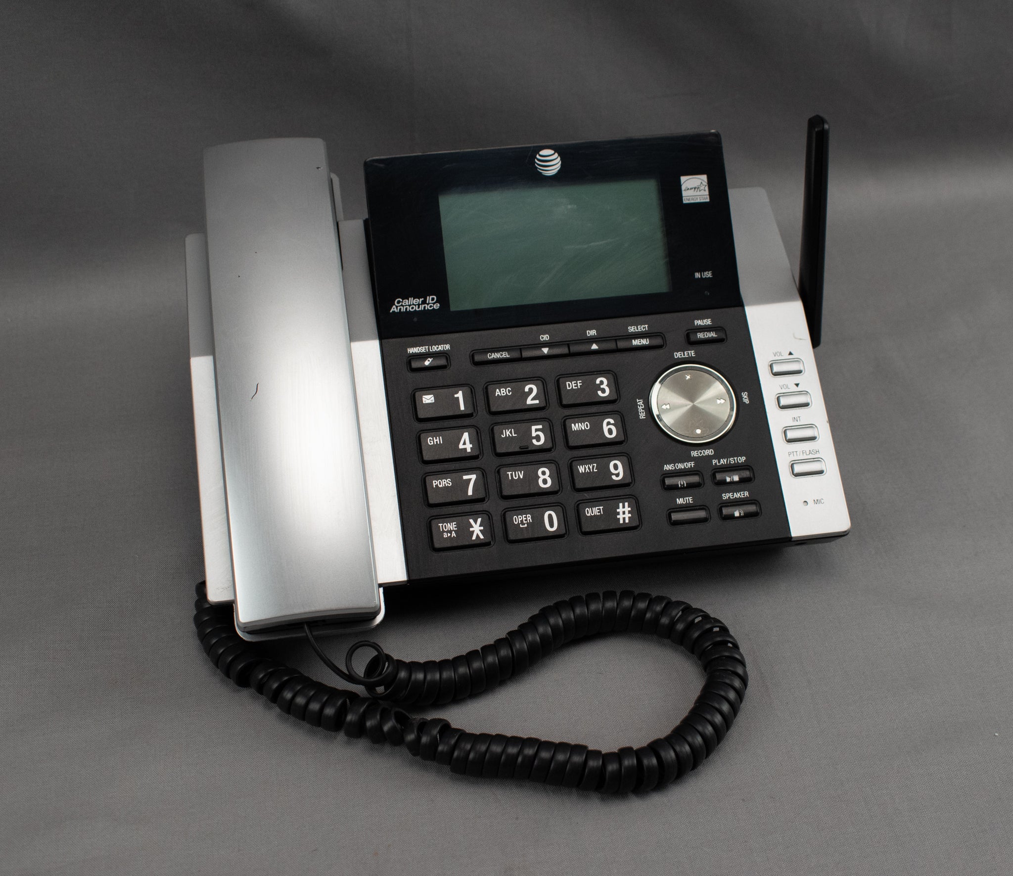 Wireless Phones Home Lan Line Phones Office Phone Set of 2 Used With Charger