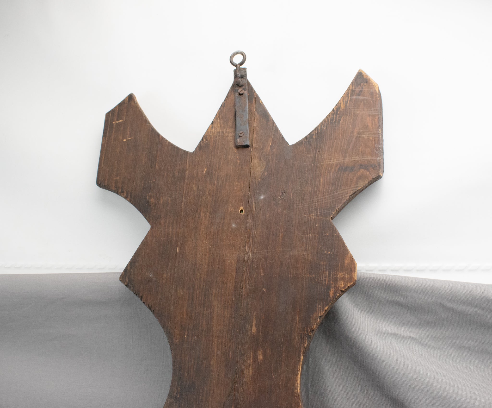 Sword And Shield Wood Display Mexico Vintage 36x19 Used