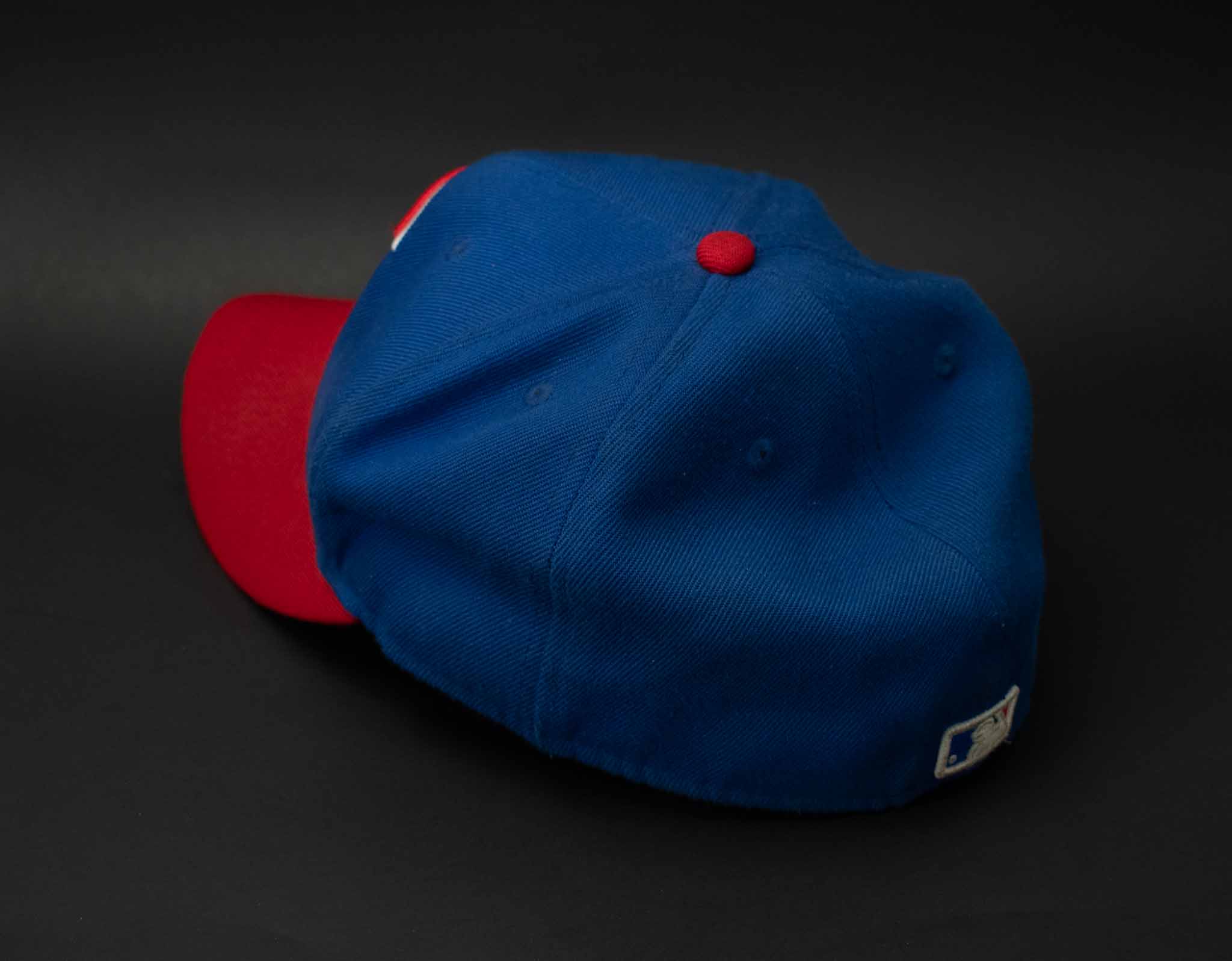 Mens Fitted Hat Flat Bill Cap Chicago Cubs Red Blue MLB FITTED USED 7 5/8