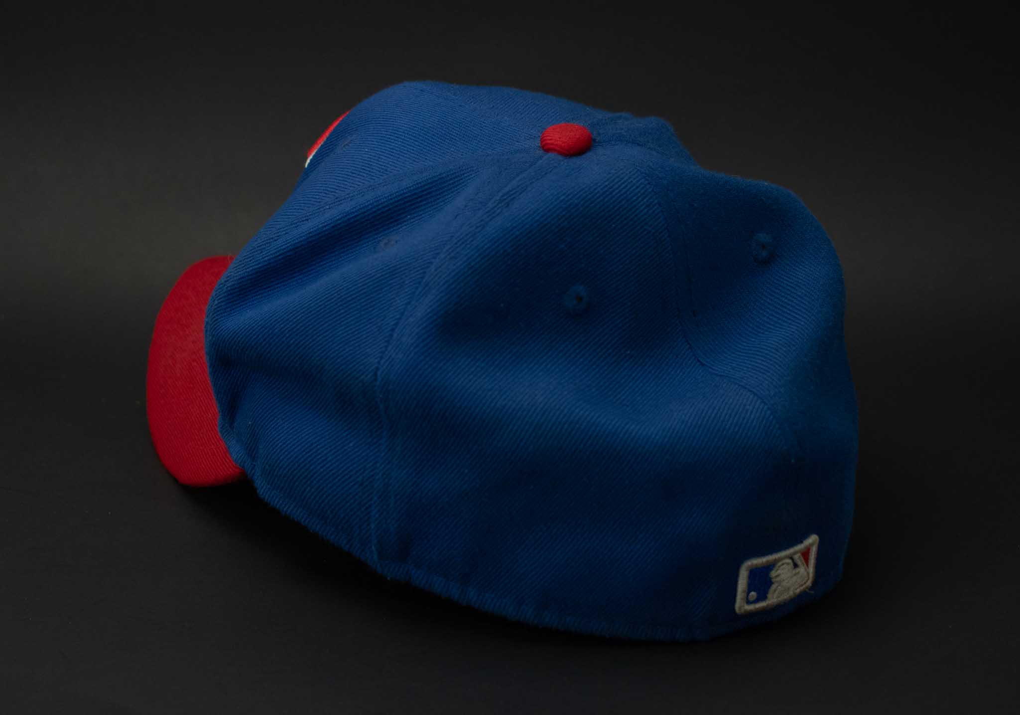 Mens Fitted Hat Flat Bill Cap Chicago Cubs Red Blue MLB FITTED USED 7 5/8