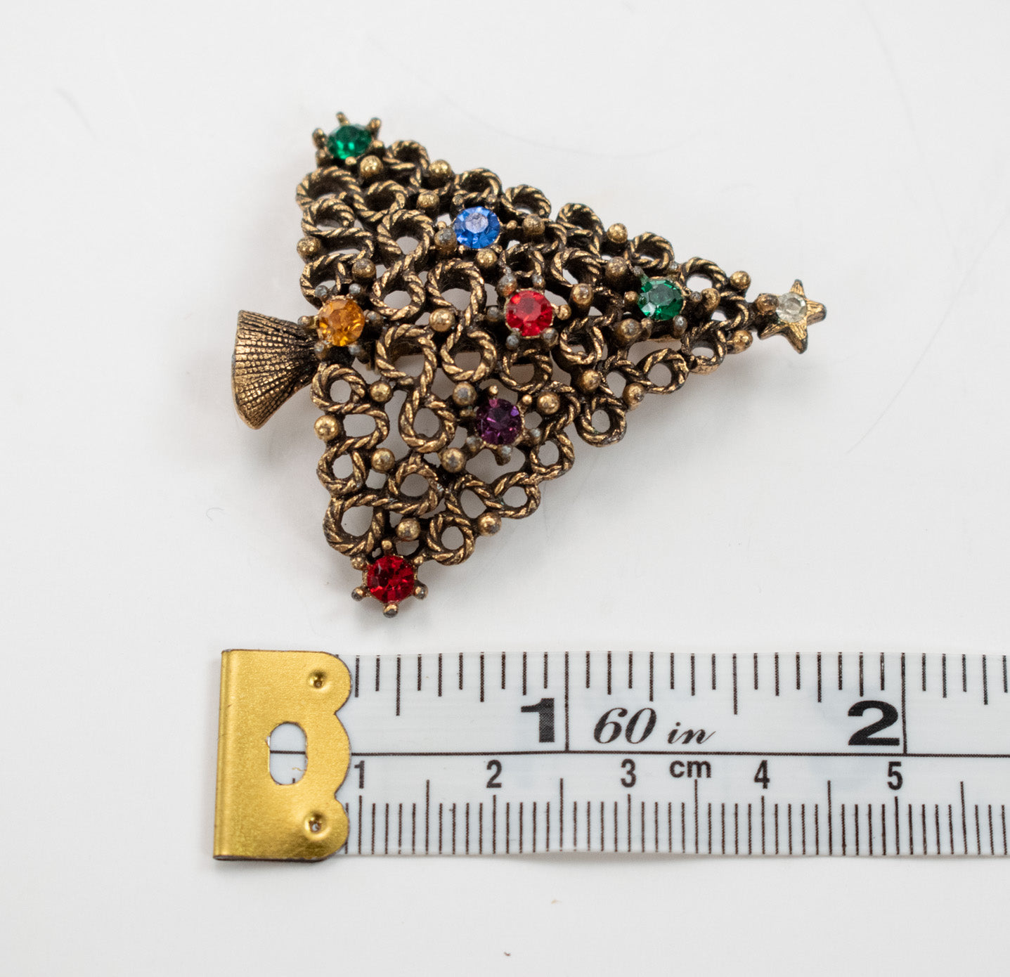 JJ Filigree Christmas Pin Sweater Christmas Tree Pin Used