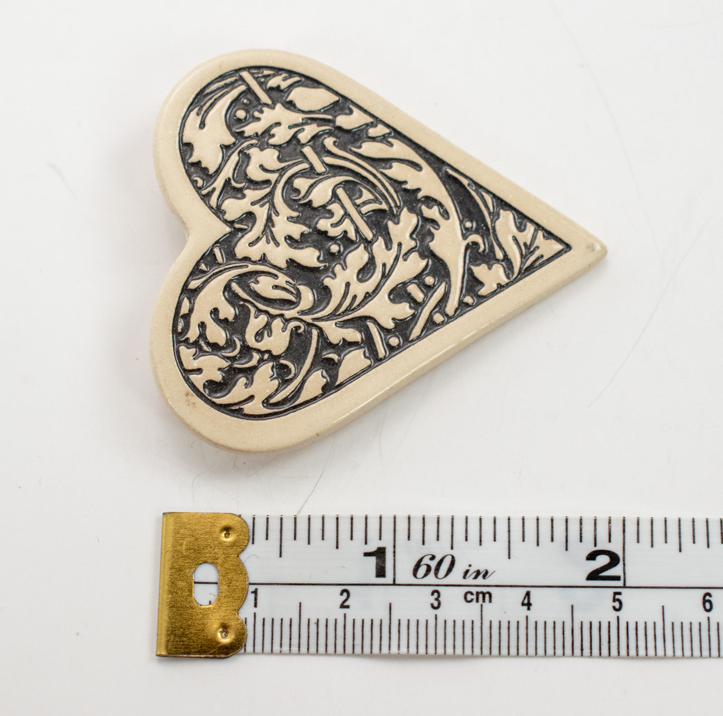 Heart Brooch Pin Used 2 inch Vintage collectible pin