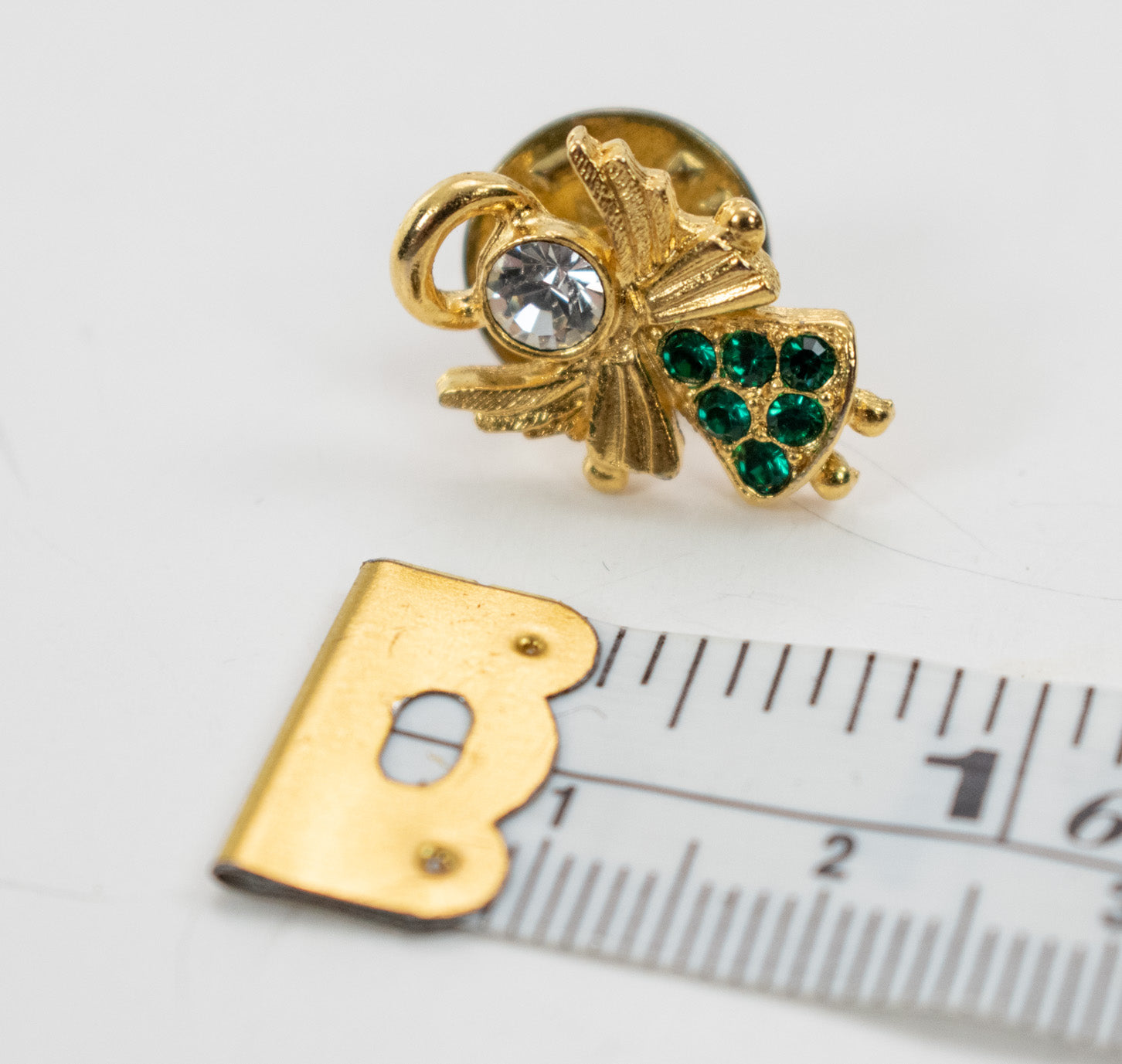 Angle Stone gold pendant pin button dammit half inch crystal and green stone used