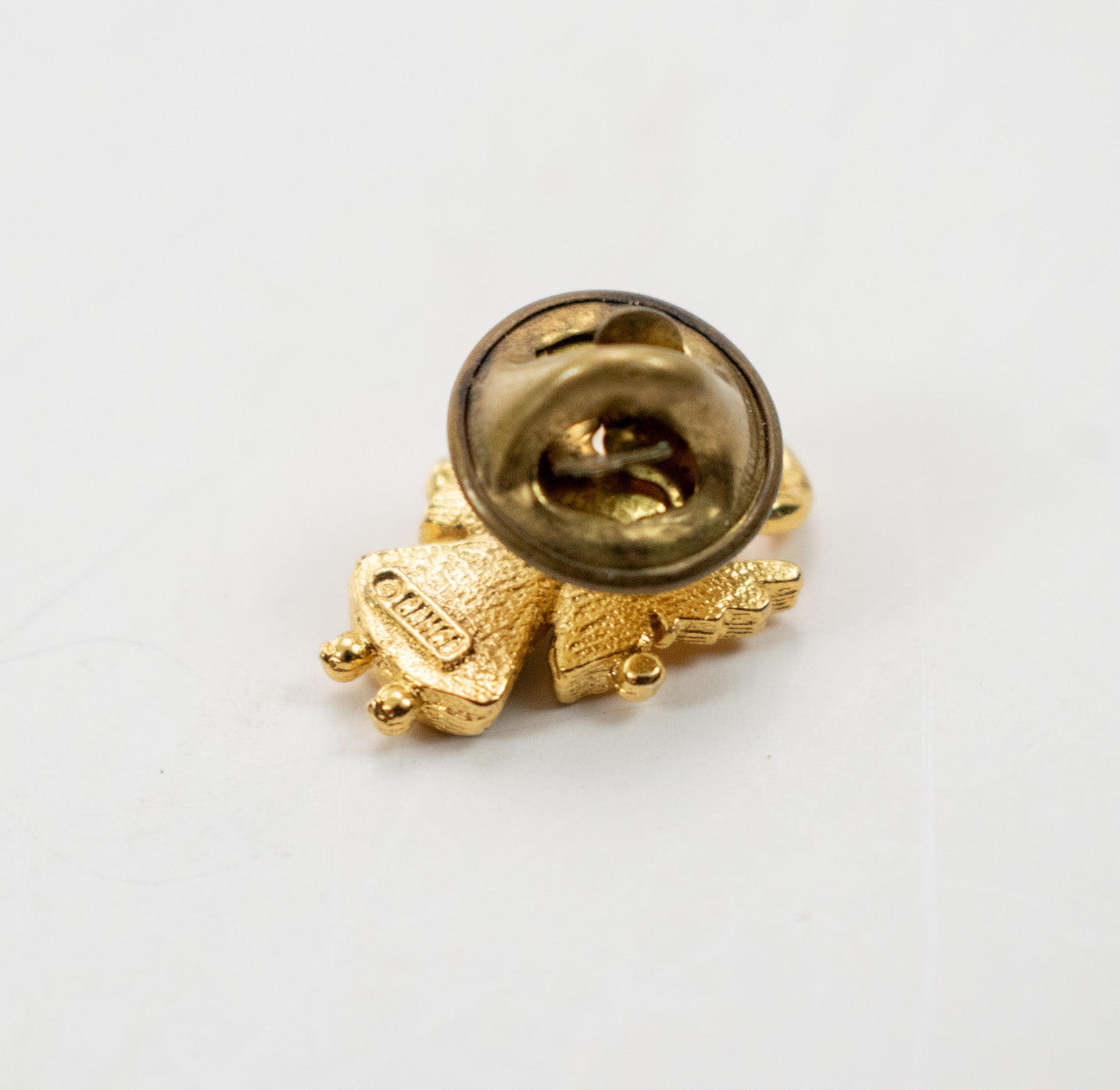 Angle Stone gold pendant pin button dammit half inch crystal and green stone used