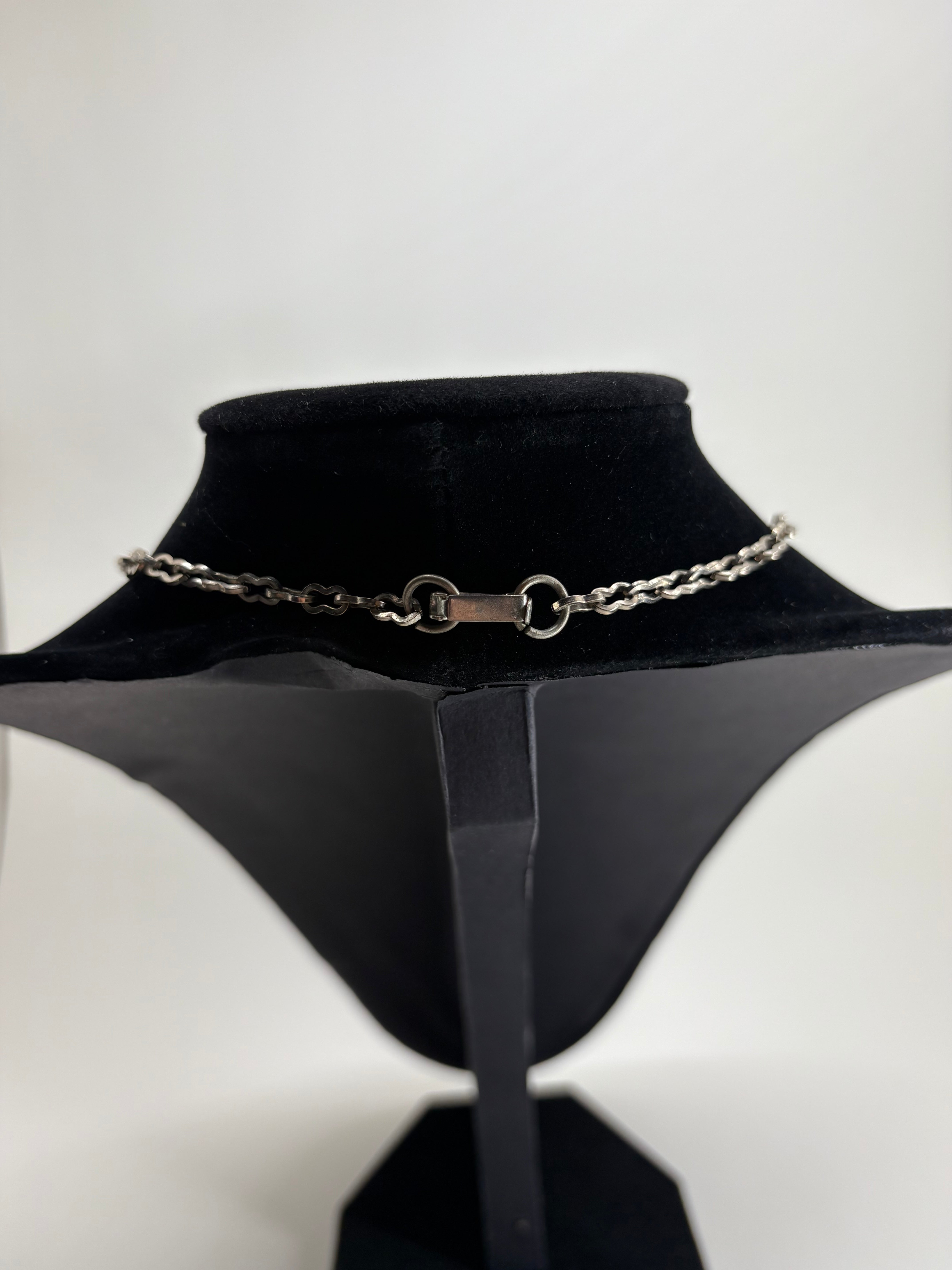 Vintage Style Necklace with White Stone Heart Pendant and Two Faux Pearls 9"