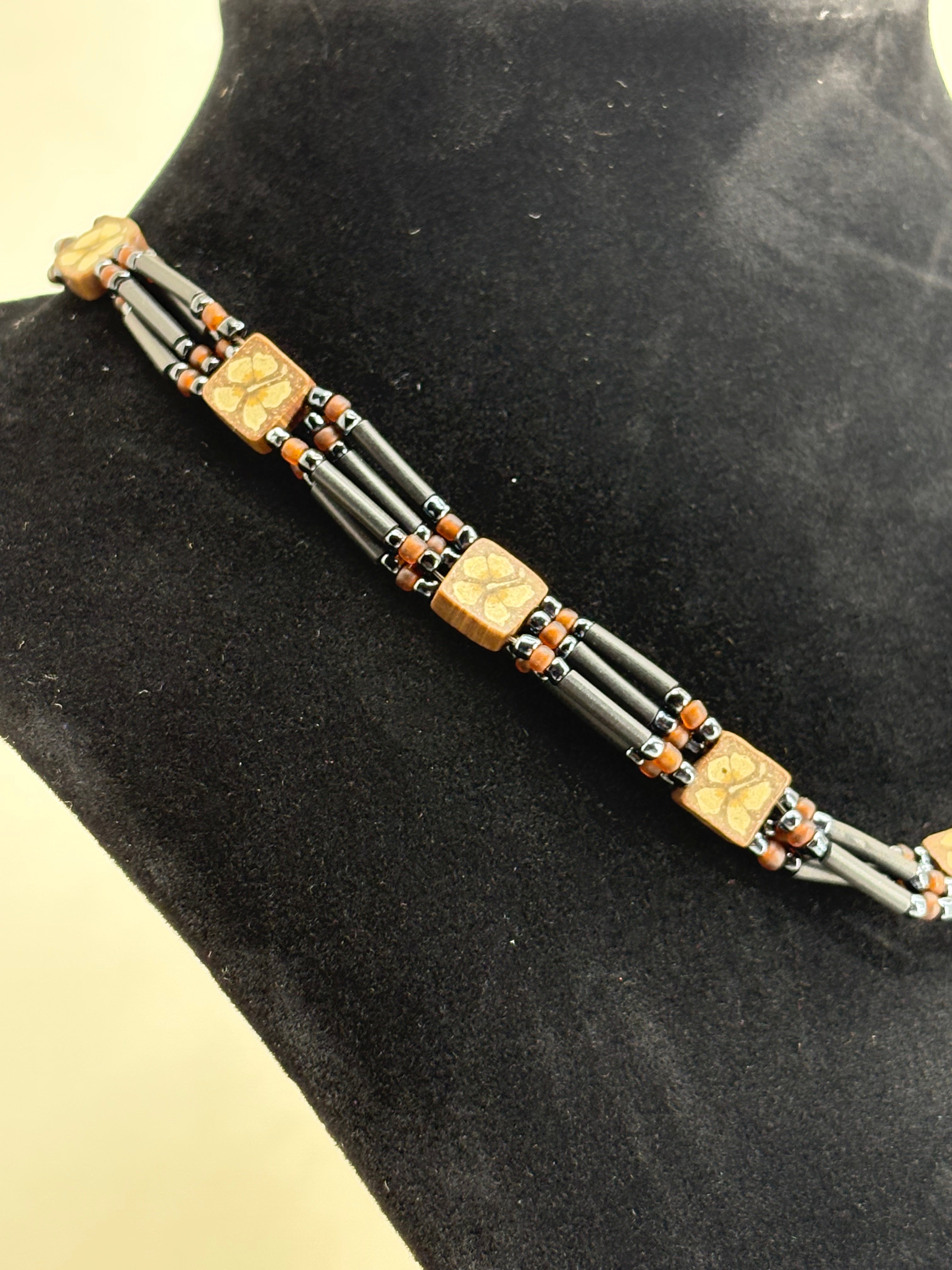 Boho Wooden Beaded Necklace with Hibiscus Flowers 6.5"