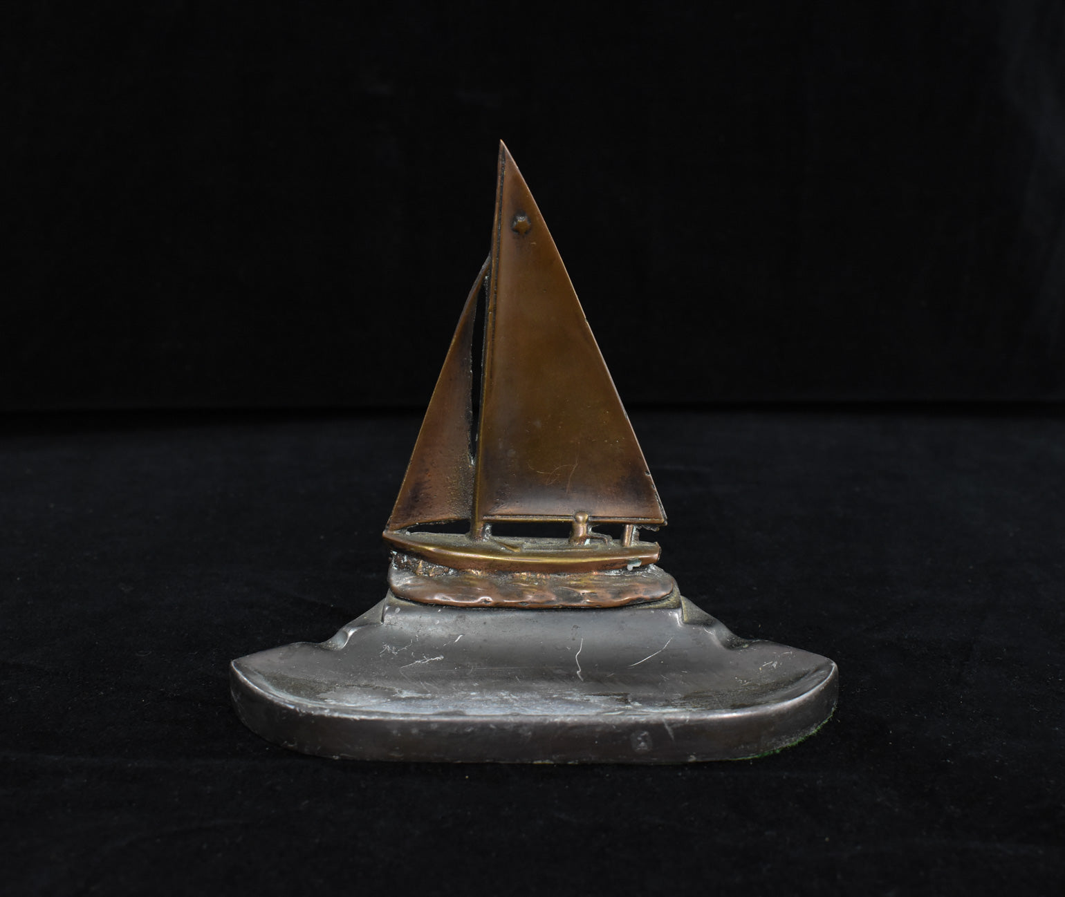 Brass Sail Boat Desk Decor Paperweight Tray Used 6x3inch