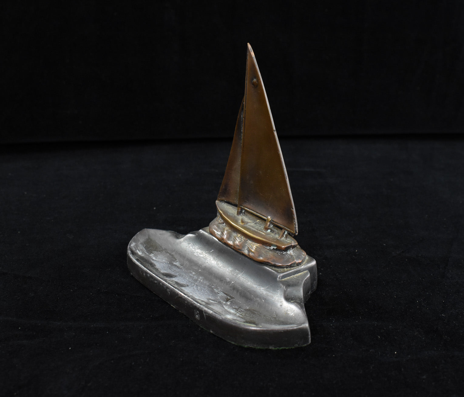 Brass Sail Boat Desk Decor Paperweight Tray Used 6x3inch