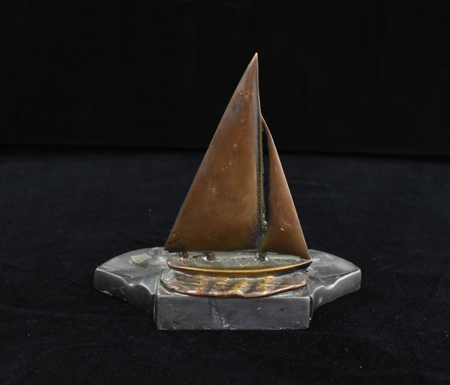 Brass Sail Boat Desk Decor Paperweight Tray Used 6x3inch