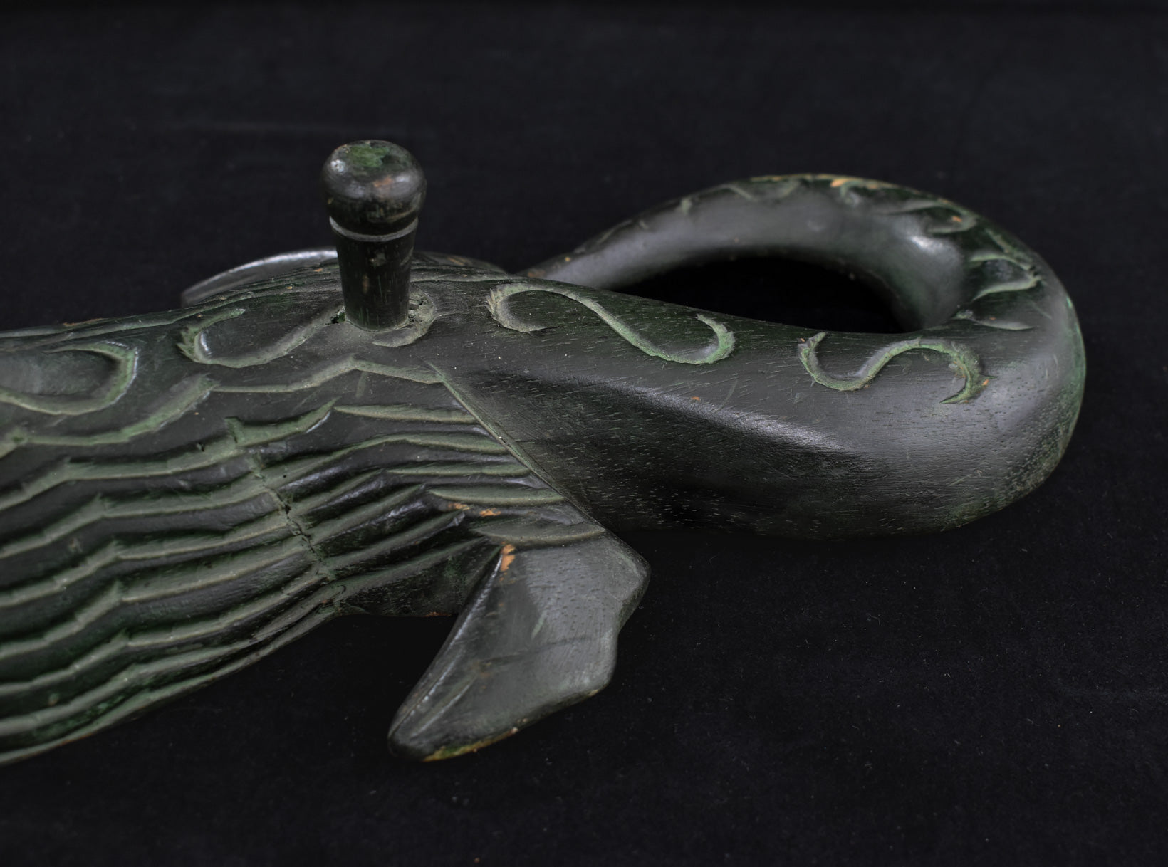 Vintage Lizard Wood Green Wall Hanging Home Decor Used