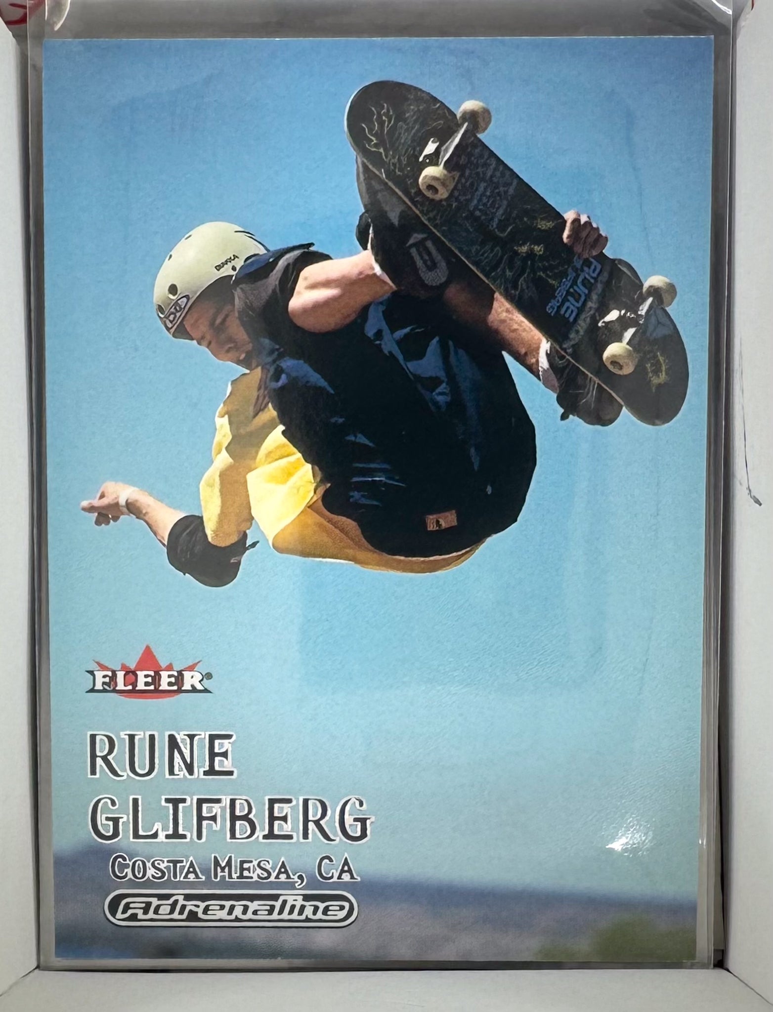 Adrenaline Fleer 2000 Action Sports Card No.64 Rune Glifberg Skateboarding