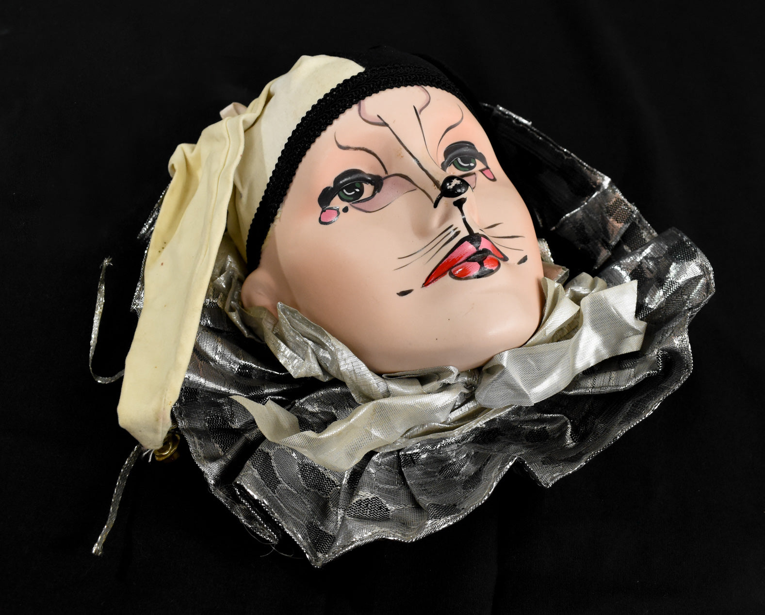 Vintage Mardi Gras Porcelain Ceramic Cat Painted Face Wall Hanging Woman Face Silver