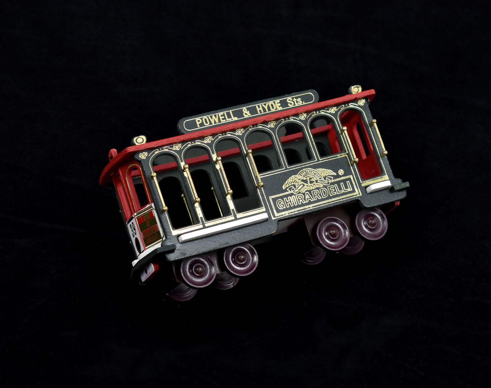 Ghirardelli Cable Car Train Chocolate Gift Train Used Red Green