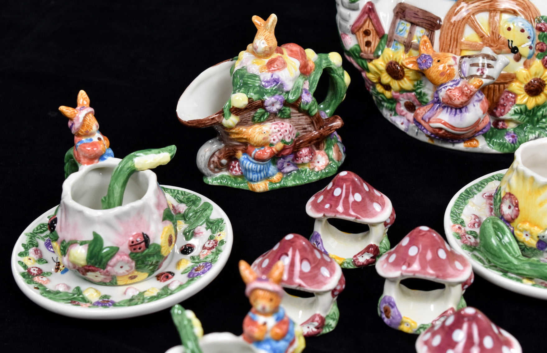 Bunny Rabbit Garden Party Tea Set Easter In Original Box VTG 1999 20-Piece
