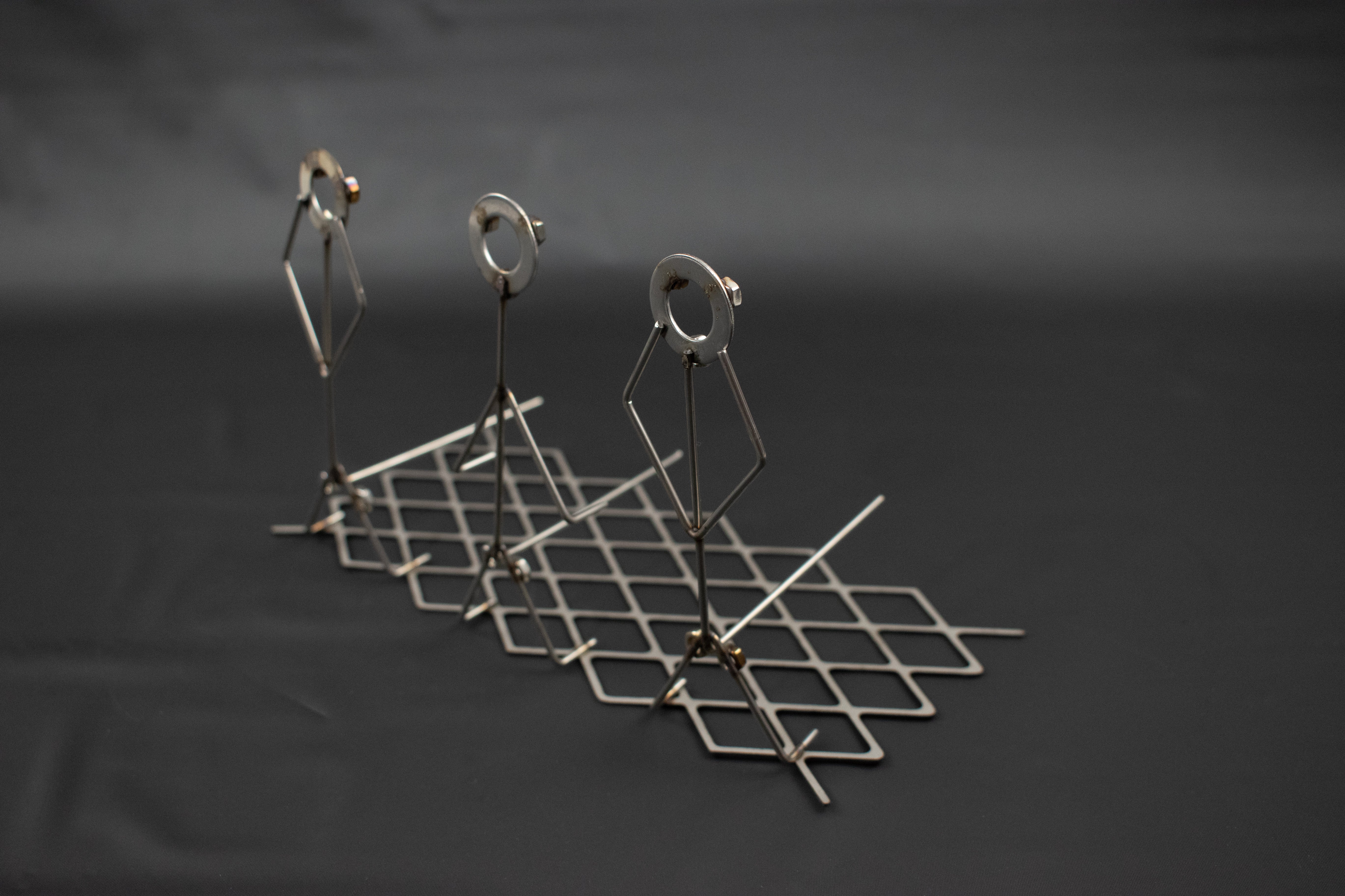 Hot Dog Grill Holder BBQ Brat Steel Hot Dog Marshmallow Roasters Triple BBQ Metal Art BBQ Guy