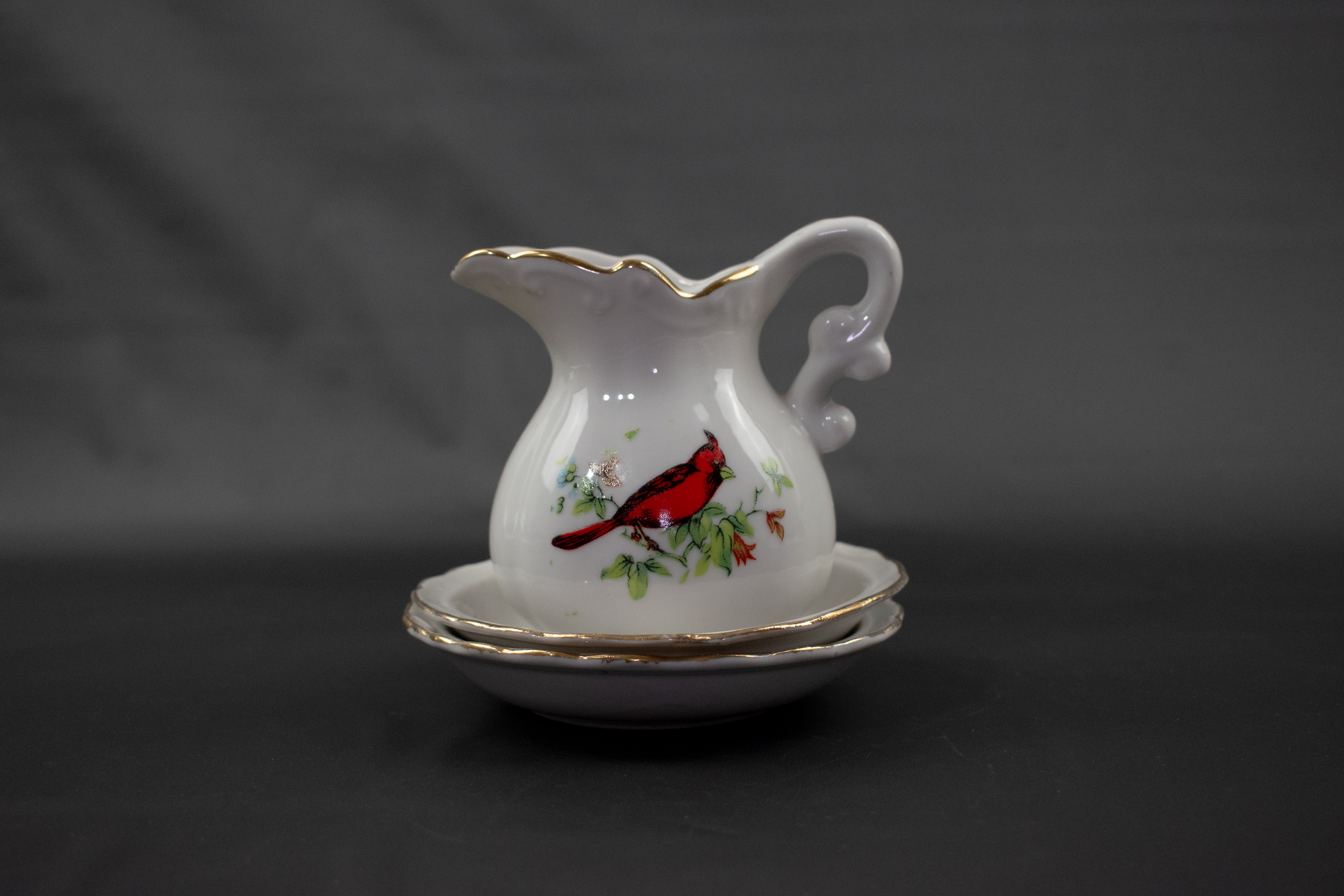 Cardinals Pottery Plates and Tea Cup White Red Cardinal Used