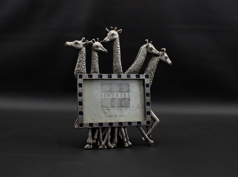 Six Trees Metal Picture Frame Giraffes Silver 2 x 3 London New York Used