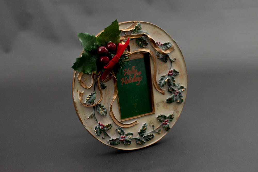 Holidays 2 x 3 Picture Frame Used Christmas Themed