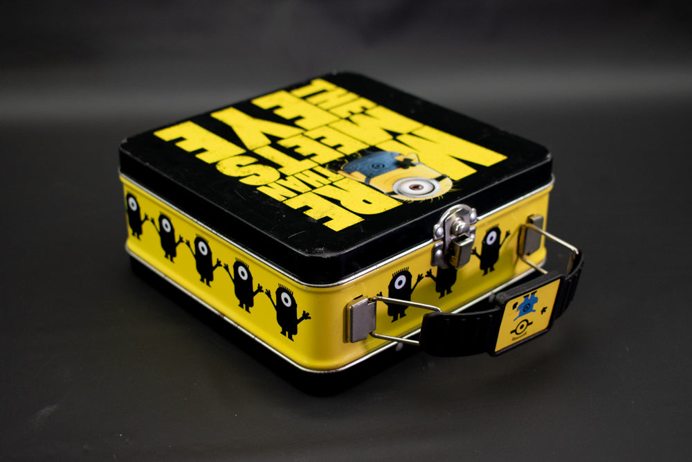 Minions Lunch box Tin collectible Lunch tin Universal Studios Exclusive Used