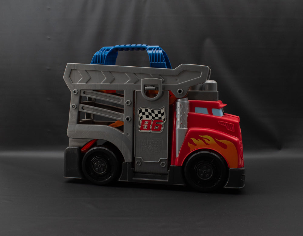 Mega Bloks Fast Tracks First Builders Racing Rig Toy Hauler Red Diesel Truck Kids