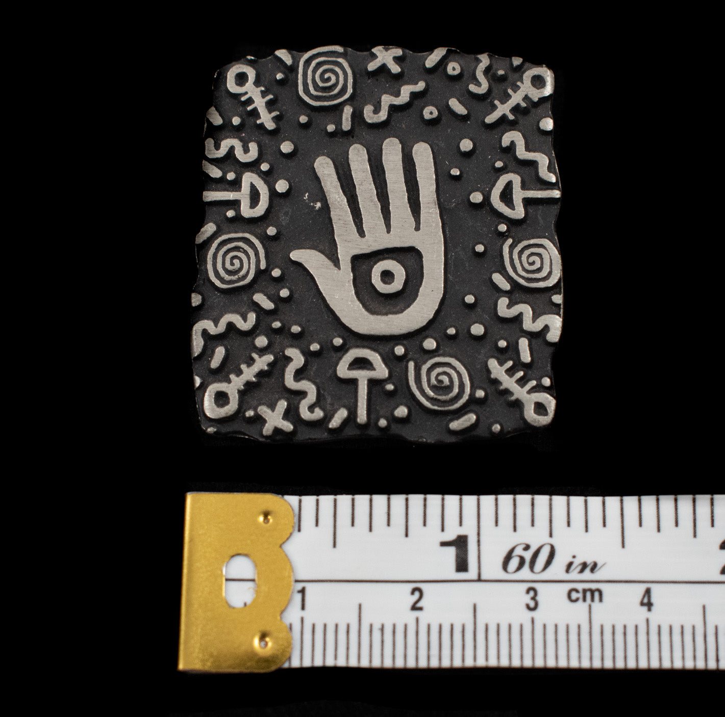 Alice seely 2009 Brooch Pin Collectible Pin Used 1 and half inch