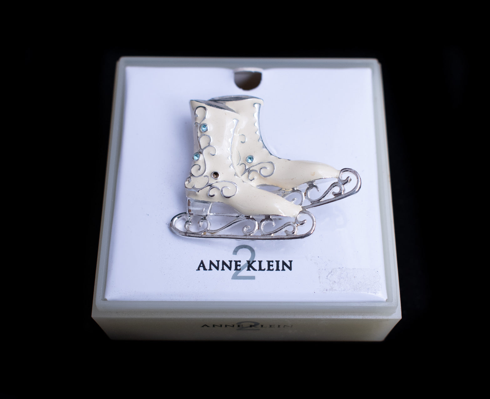 Anne Klein 2 Silvertne White Enamel Ice Skates With Blue Stones Brooch Pin Signe