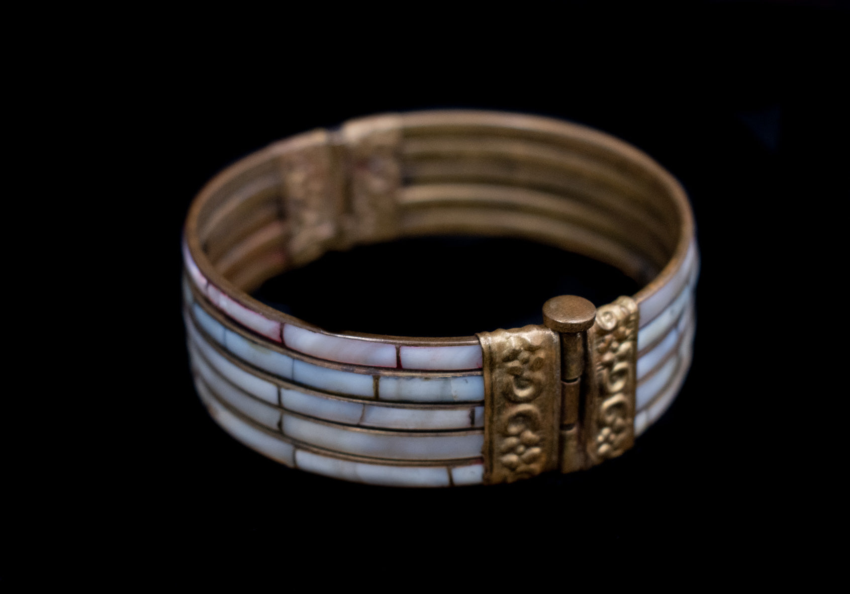 Vintage Mid-Century Multi Colored Mother of Pearl and Brass Filigree Bangle Bracelet