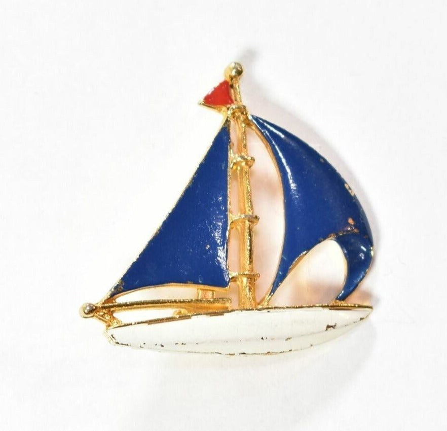 Brooch Pin Sail boat sailing pin collectible latch hooking pin Vintage blue whit