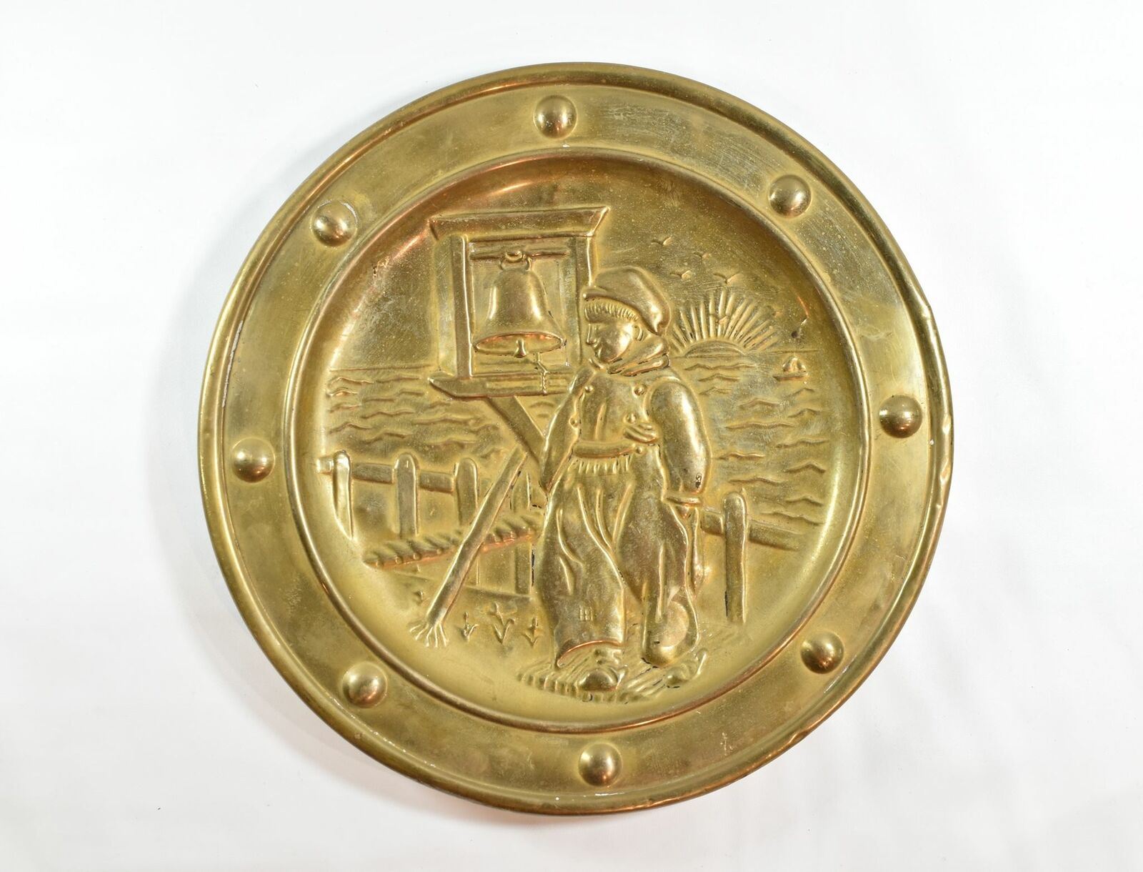 PEERAGE WALL HANGING PLATE EMBOSSED BRASS Pilgrim Farm