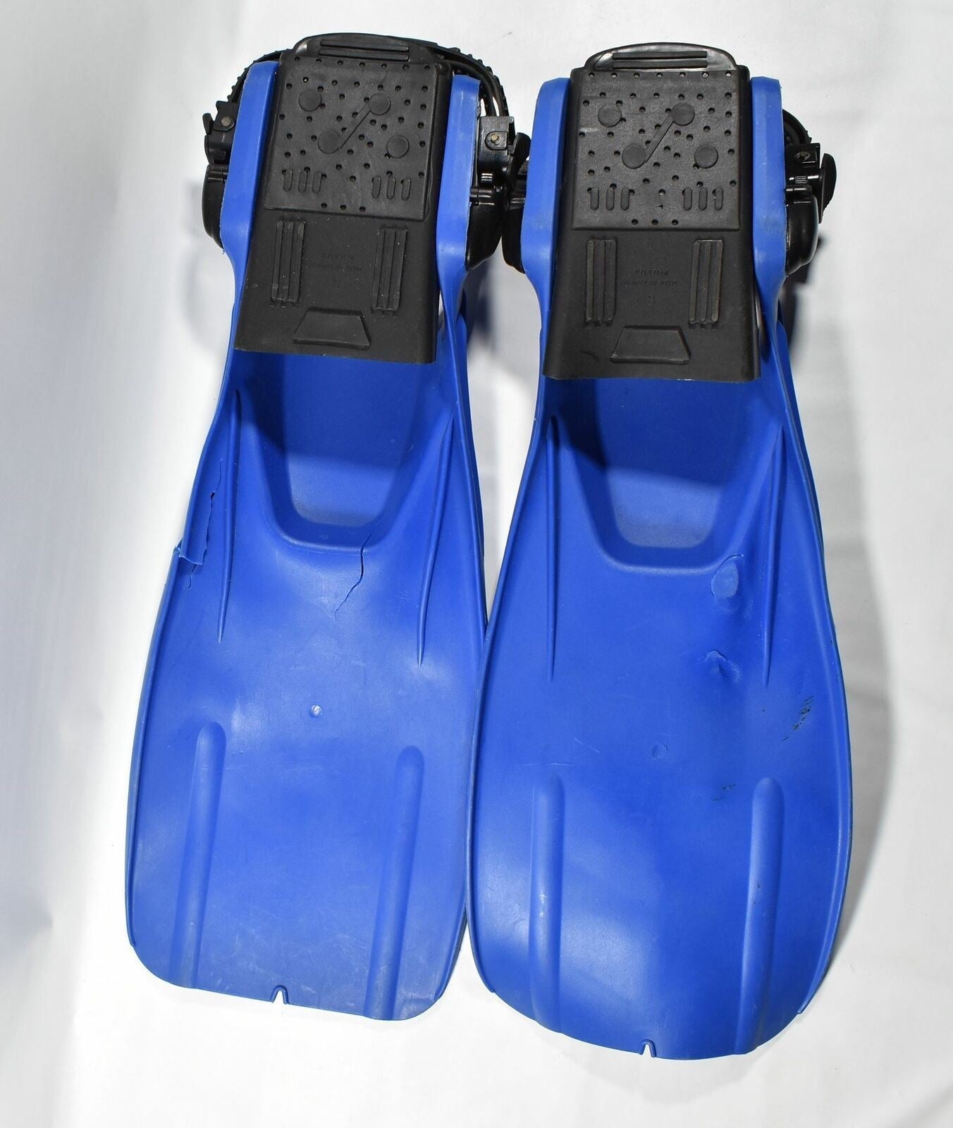 Diving Flippers Blue Small used - Cracked - OCean Masters Ramjet