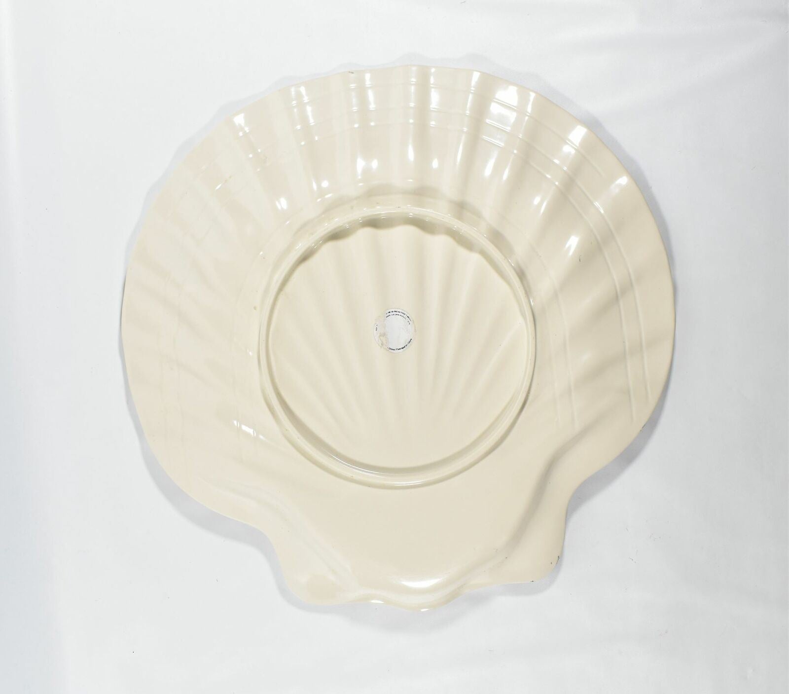 Serving Plate Yellow Seashell Plastic Table Plate 15inch Beach Themed Holiday
