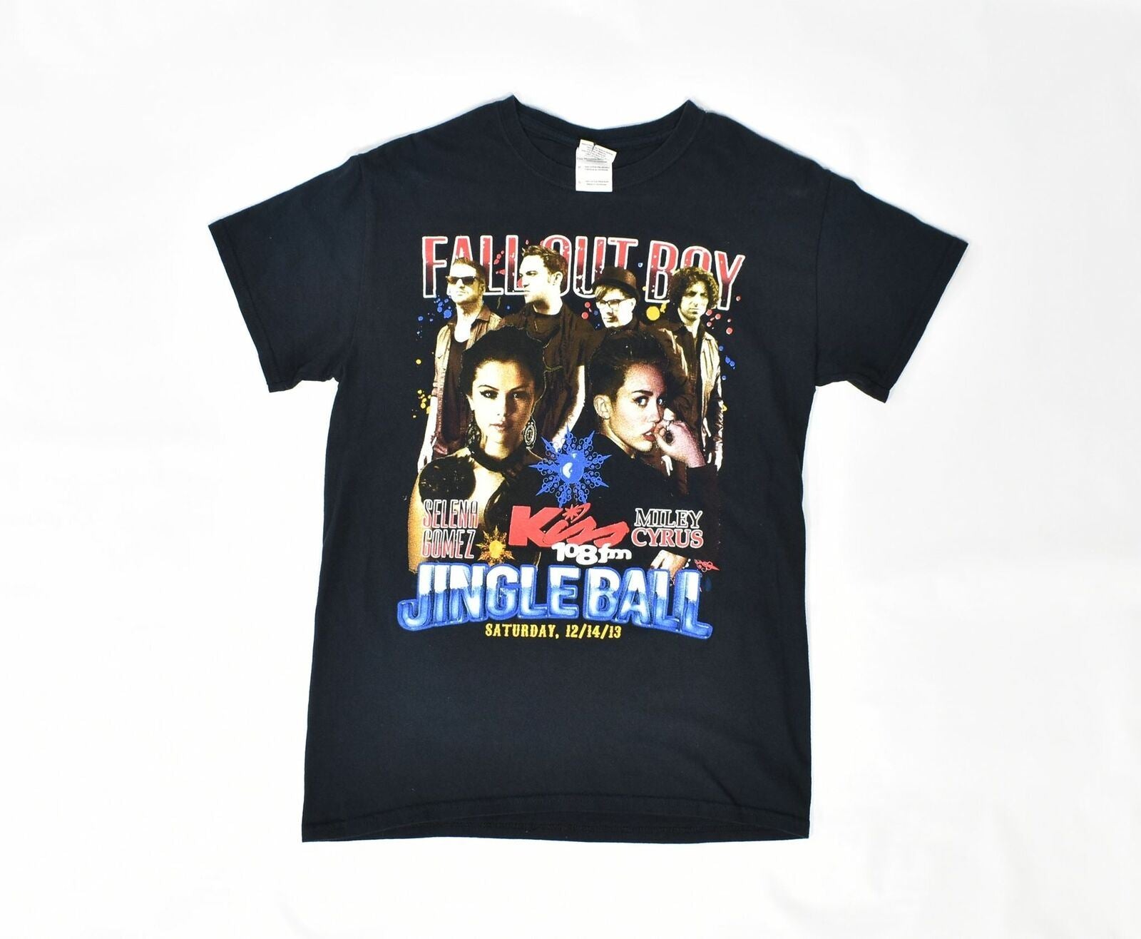Fall Out Boy concert t shirt Small Jingle ball 2013 Selena Gomez Miley Cyrus Use