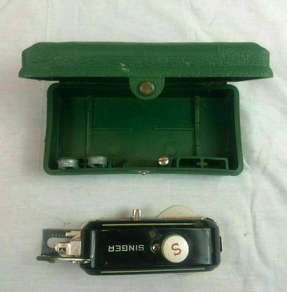 Vintage Sewing Machine Accessory Lot Buttonholer 160506