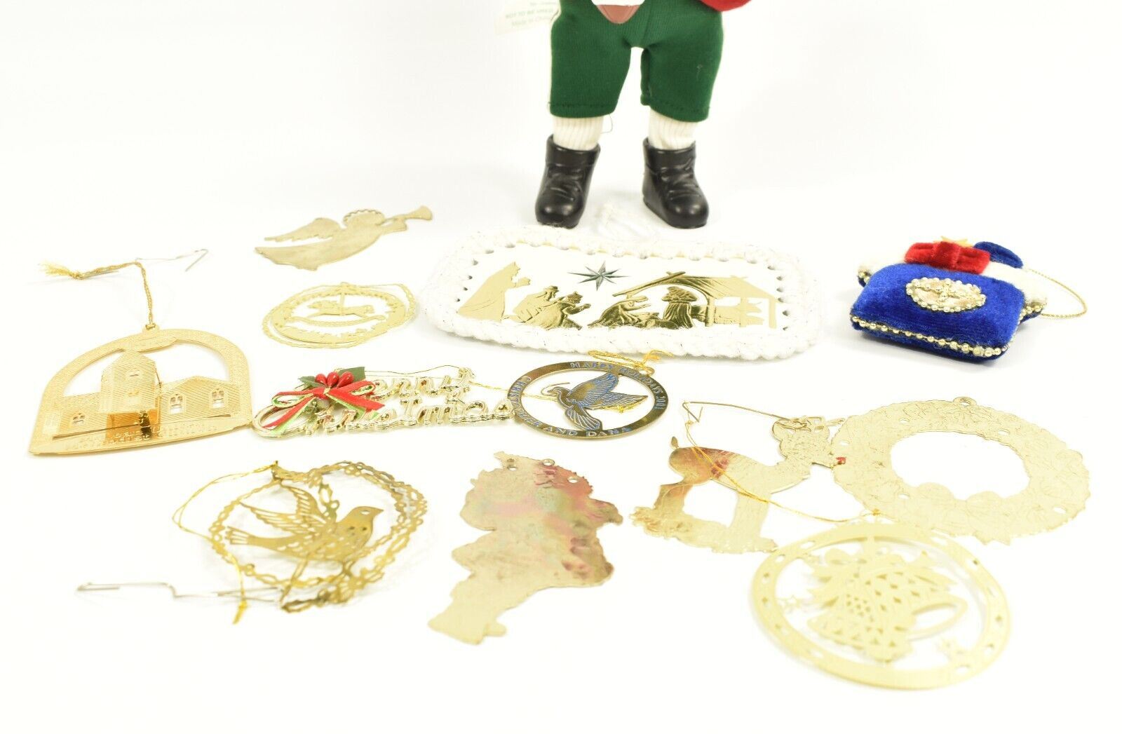 Santa Claus Football Player Christmas Ornament HOLIDAY CREATIONS 1998 Vintage 8