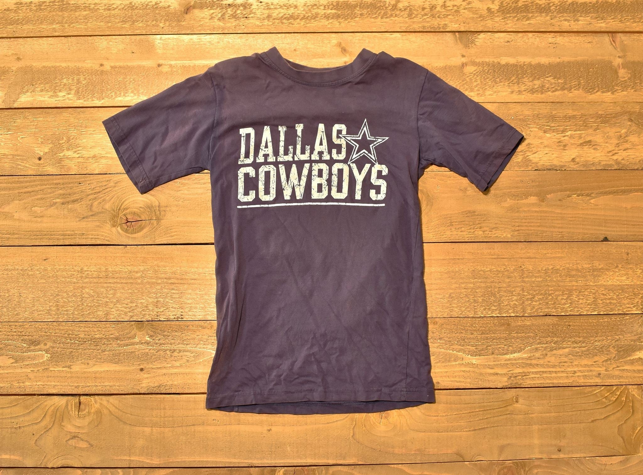 Dallas Cowboys blue t shirt Small mens tee Faded used t shirt NFL t shirt