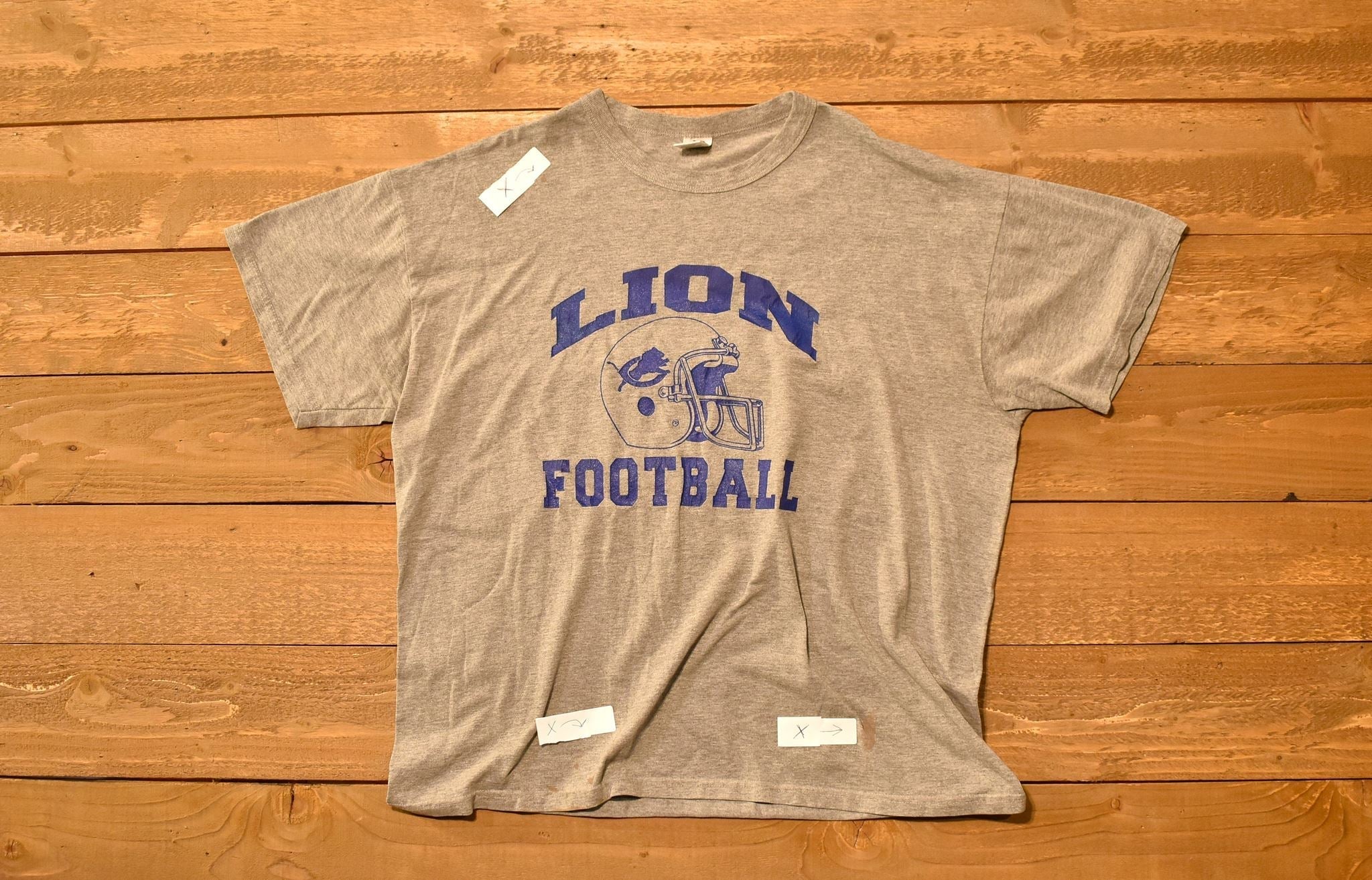 Lion Football Grey mens t shirt XL Used Paint Marks Damaged