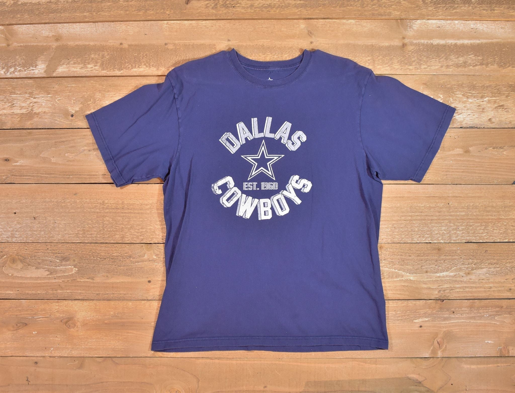 Dallas Cowboys T-shirt  Mens Large NFL Football Shirt Blue Est 1960 used Faded