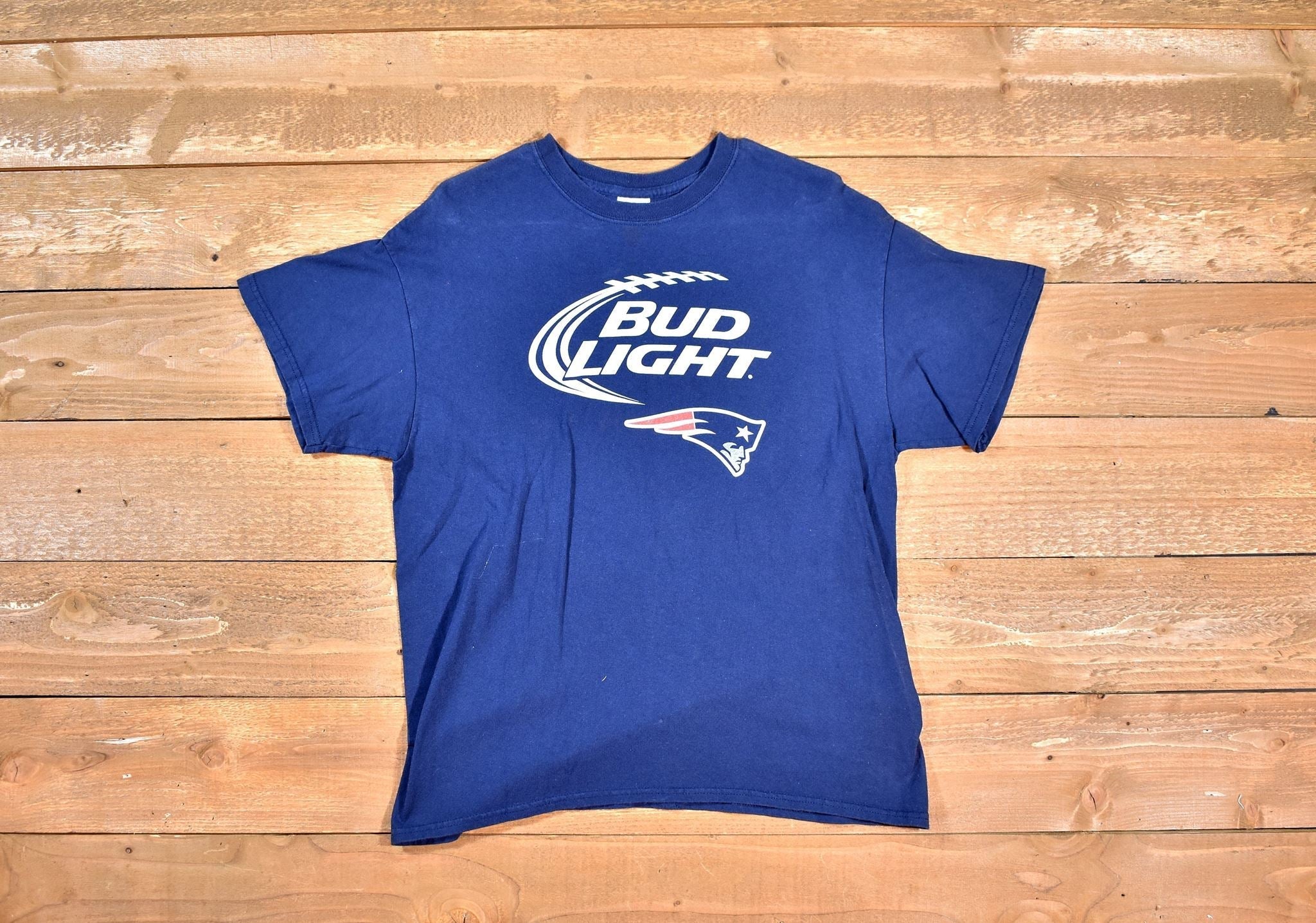 New England Patriot Bud light t shirt mens large Blue used tee Large Used