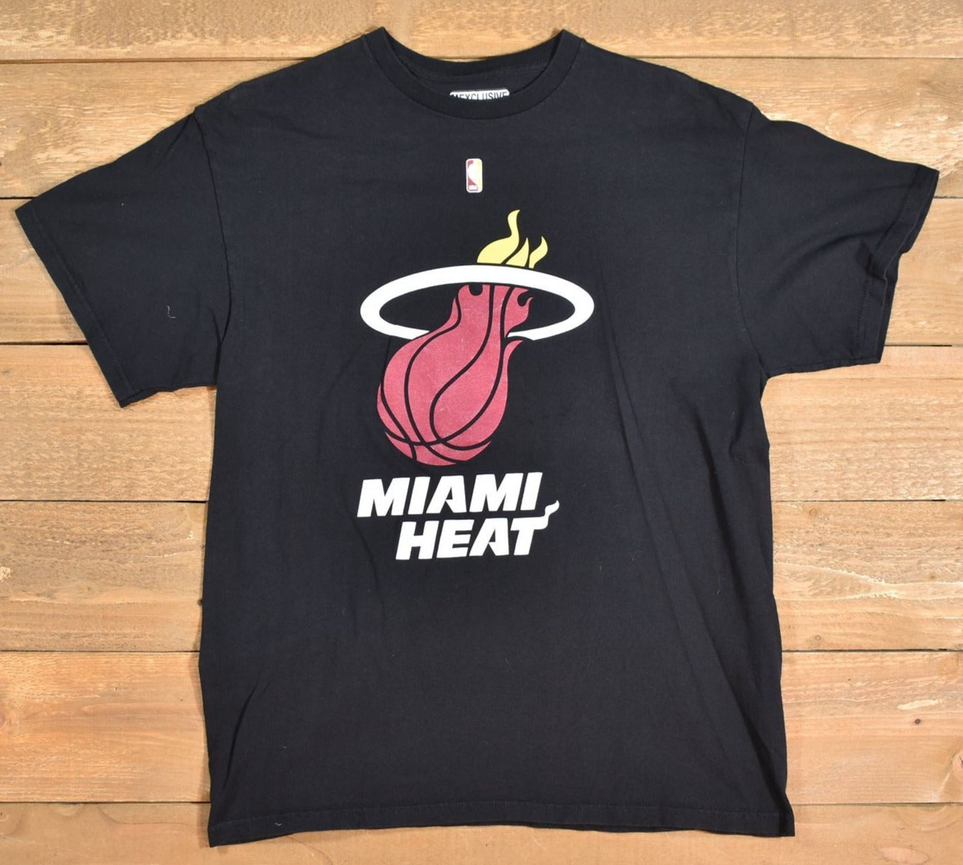 Miami Heat NBA Basketball t shirt used mens Authentic Exclusive Collection