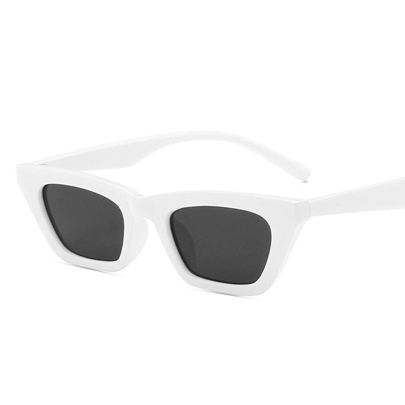 DYTYMJ New Cat Eye Sunglasses Women Fashion Mirror Sunglasses for Women Luxury G