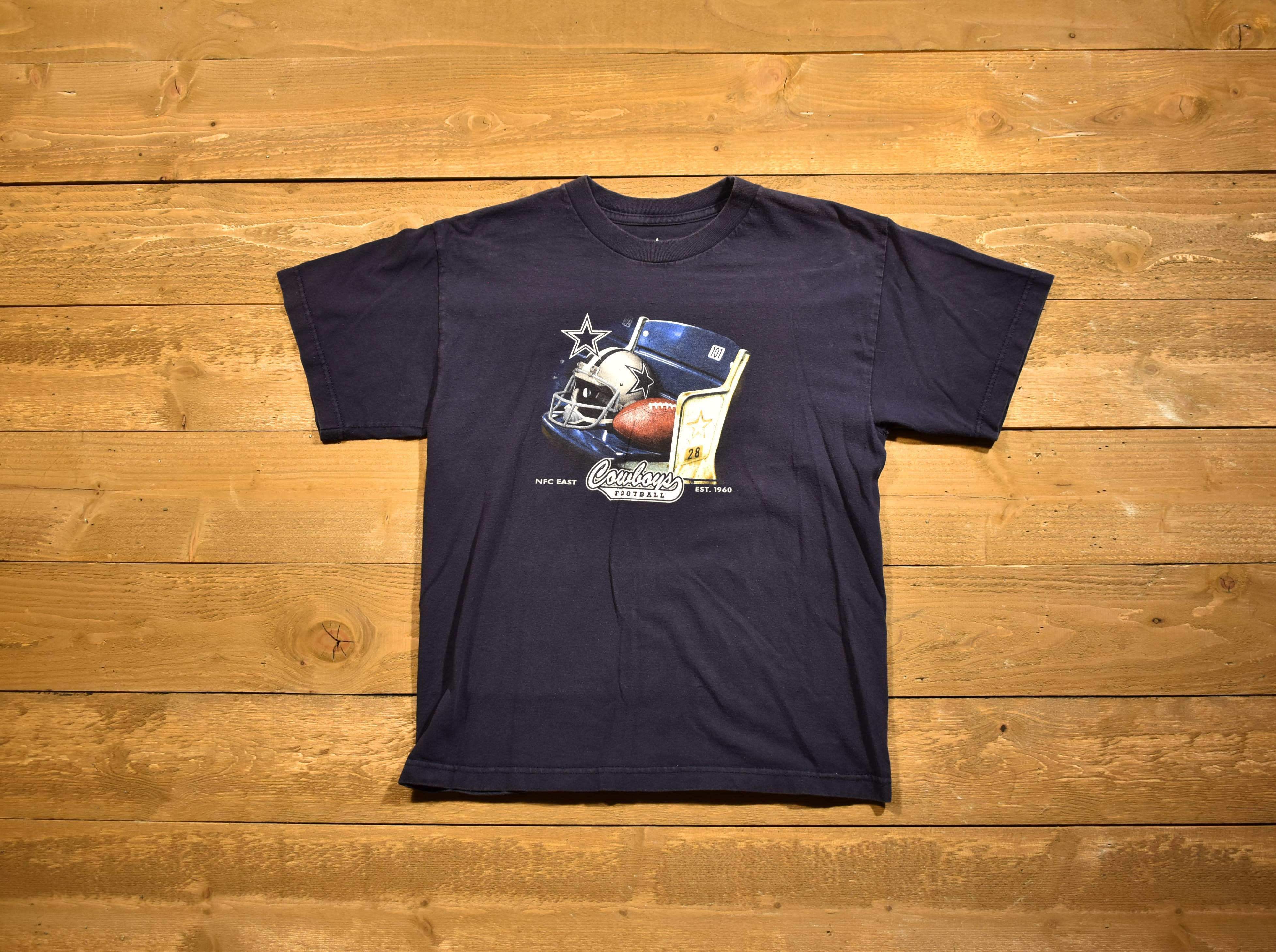 Dallas Cowboys kids XL NFL football T-shirt used