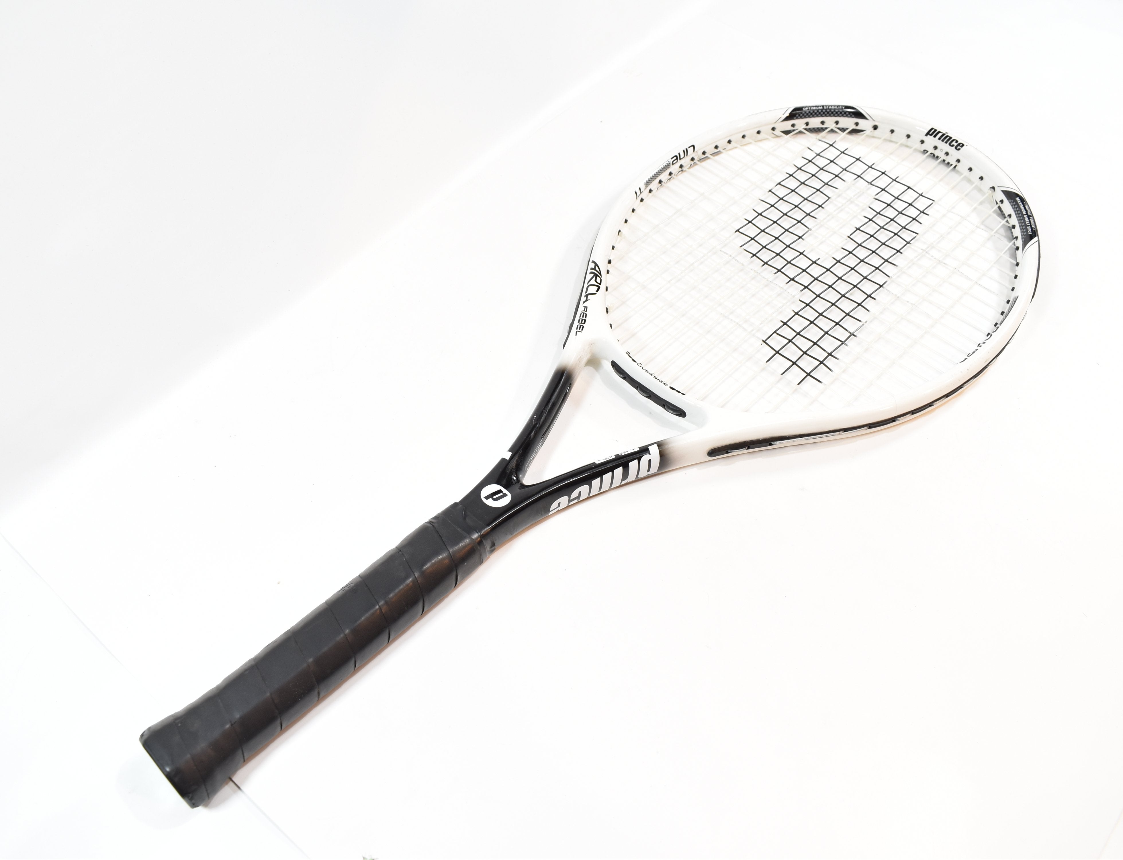 Prince Arch Rebel Racquet White and black used TM10c-107