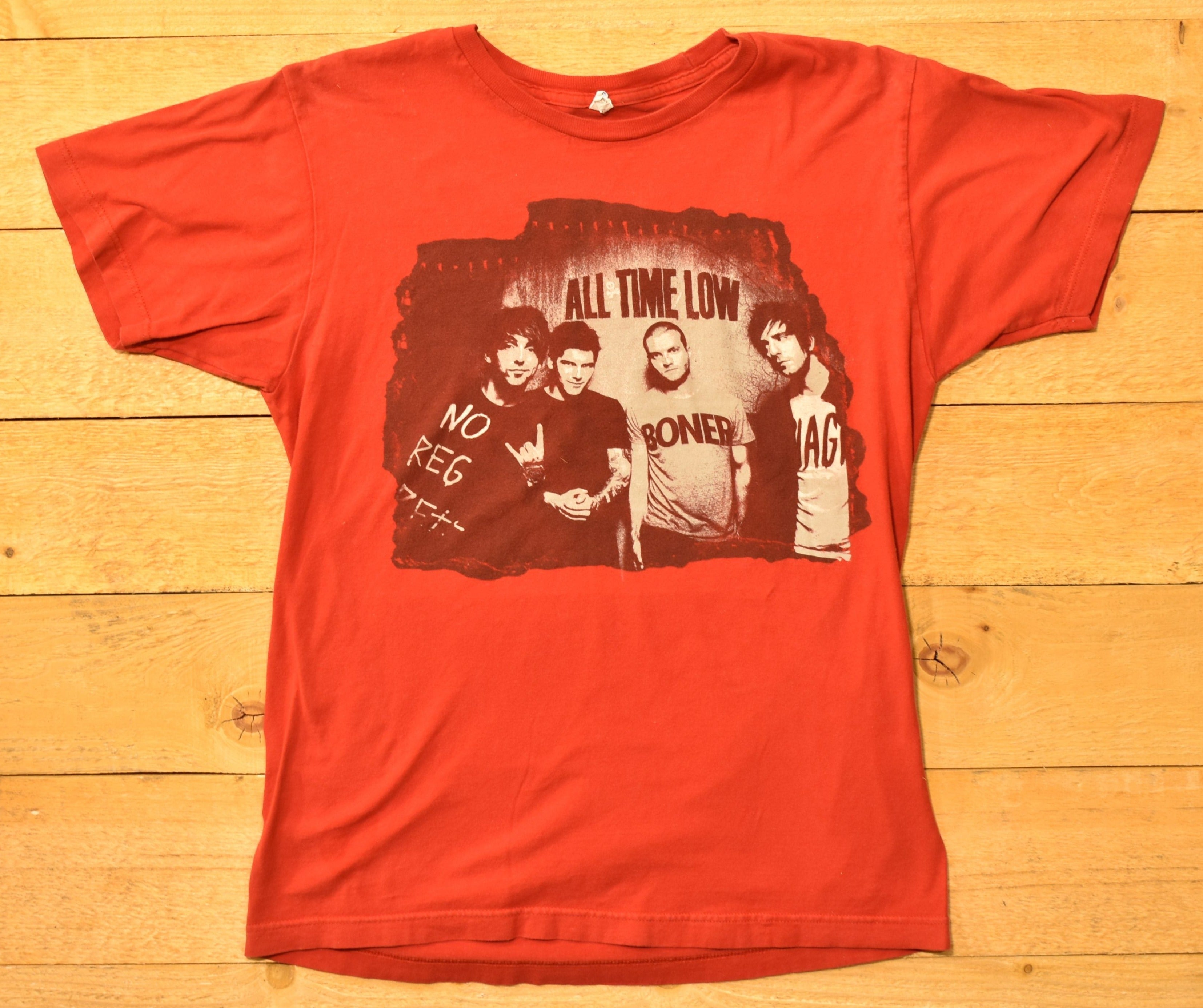 All time low T-Shirt Red Size Medium Tee Vintage rock band t-shirt