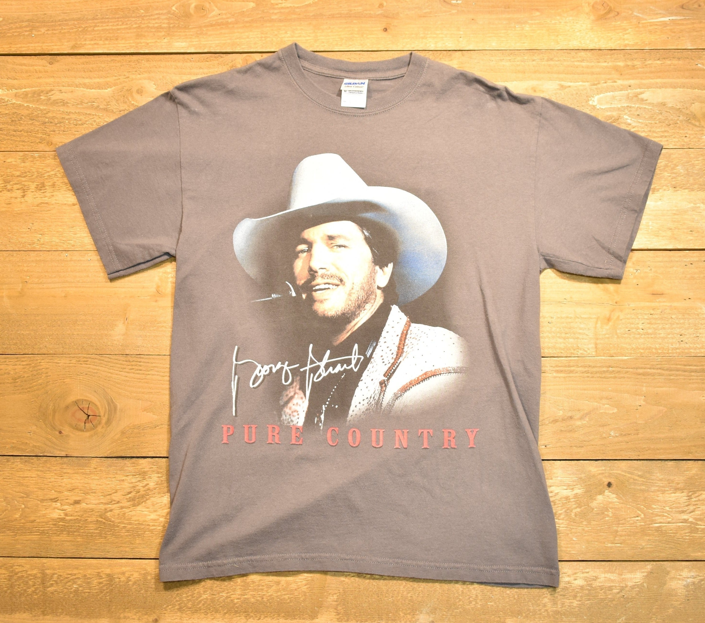 Your country men's T-shirt medium George strait authentic concert he used