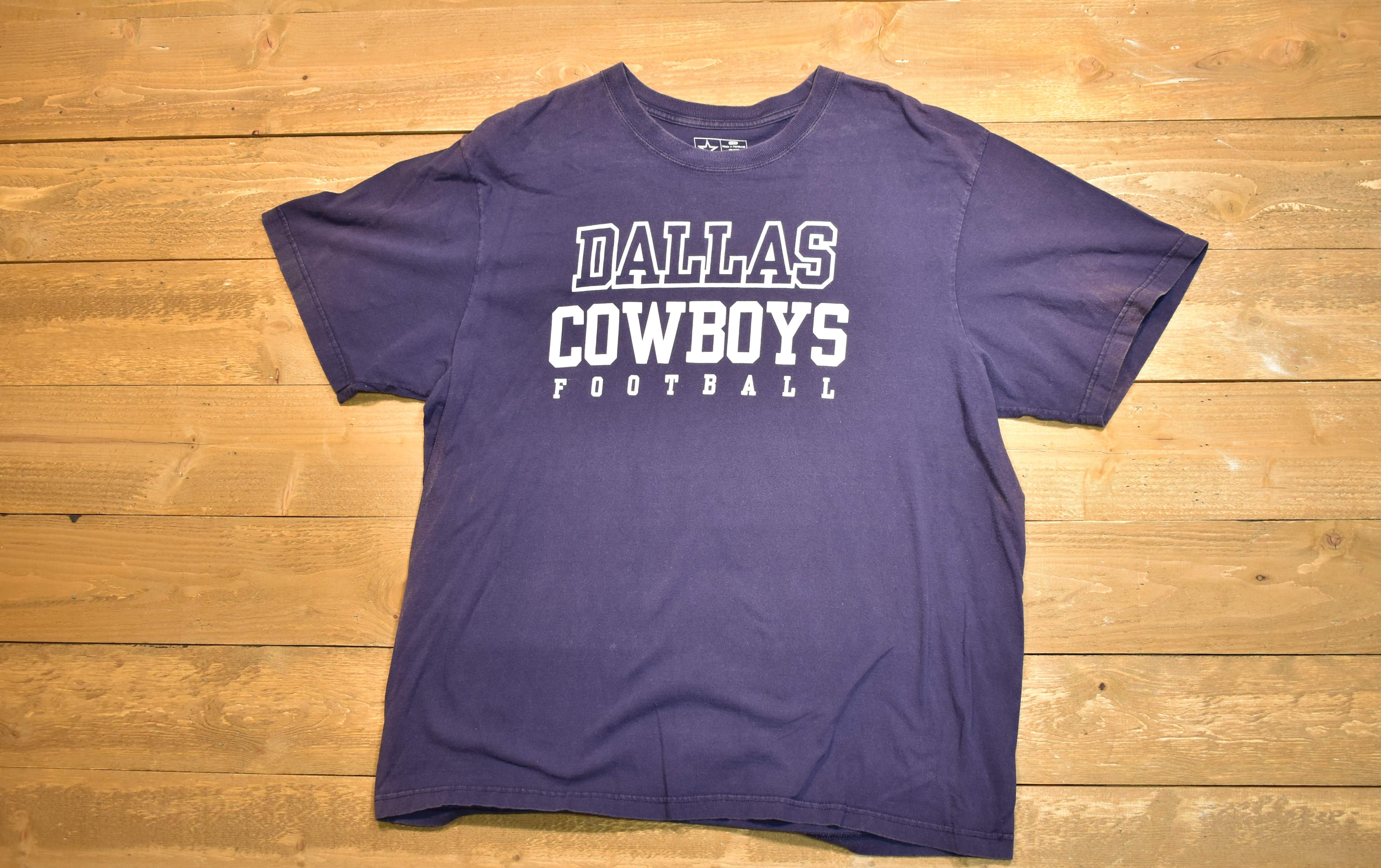 Dallas Cowboys football T-shirt two XL men's NFL used