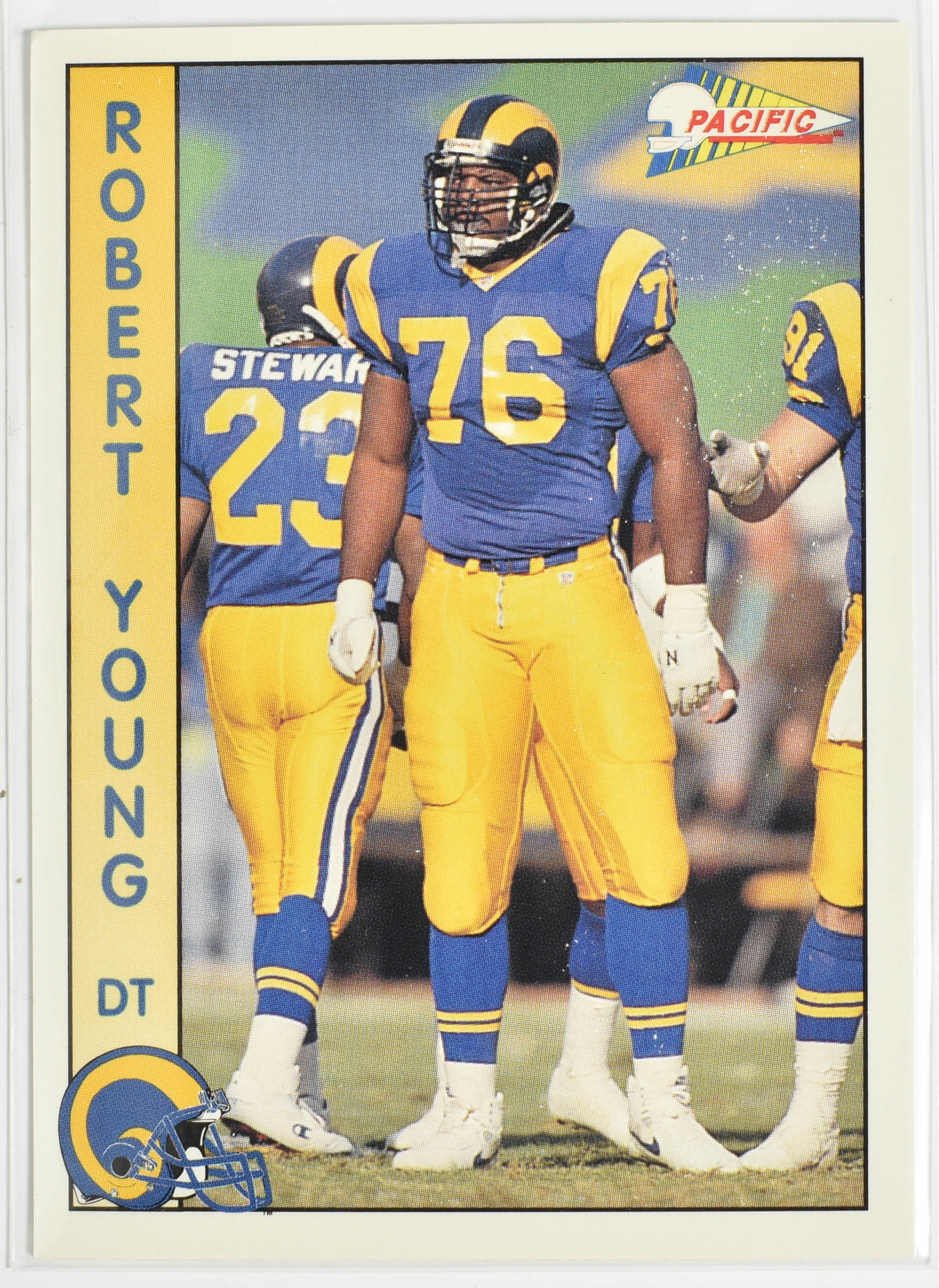 Robert Young 483 Rams Football Card